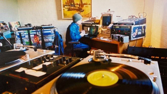 Photo Credit: Gen Kay