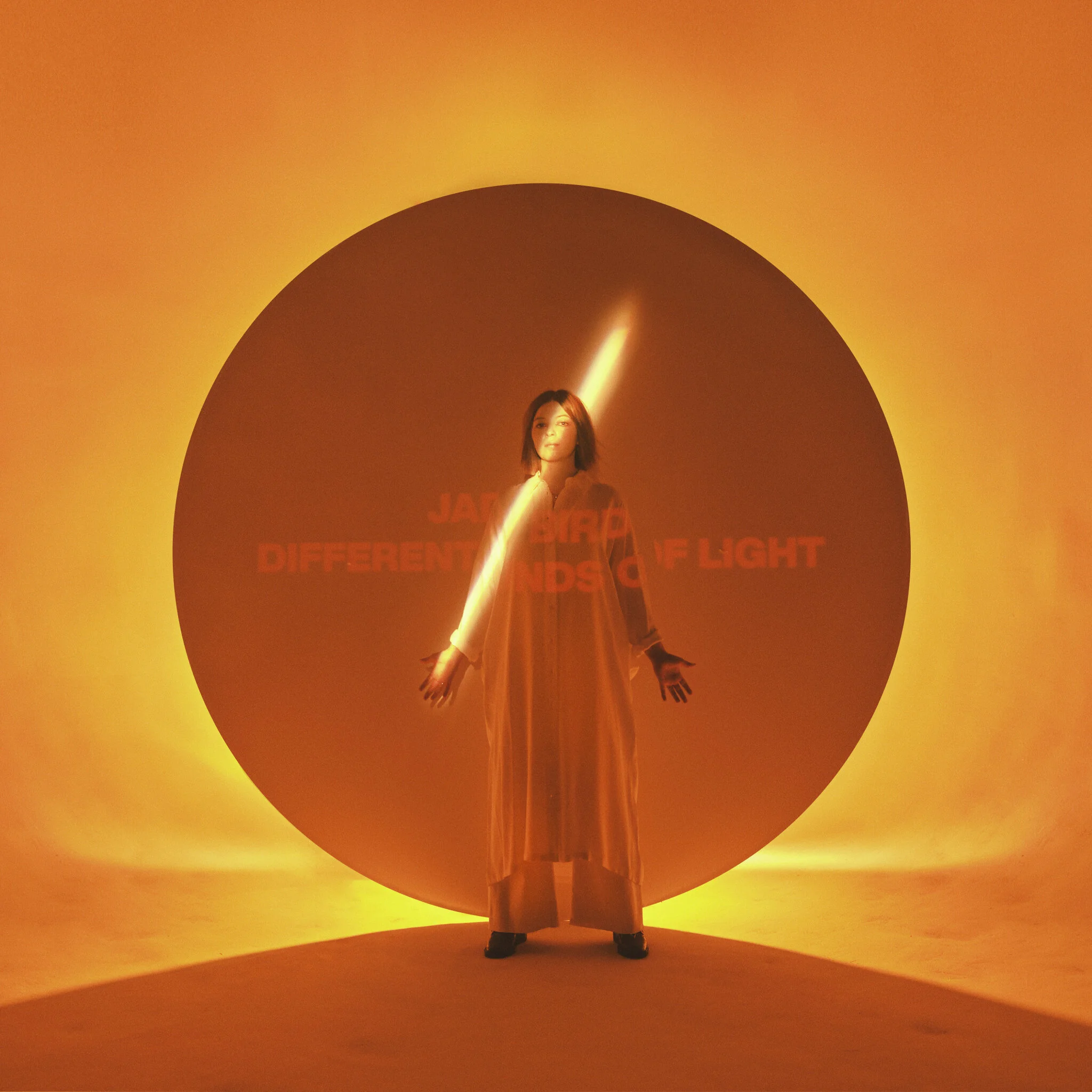 JADE BIRD ANNOUNCES HER NEW ALBUM: "DIFFERENT KINDS OF LIGHT" OUT AUGUST 13TH