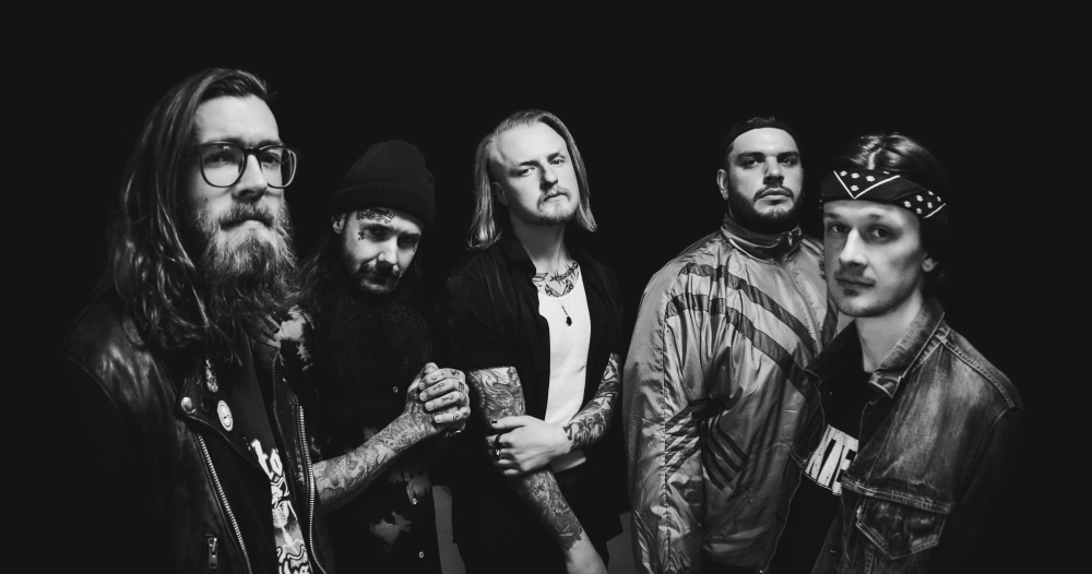 Black Coast are: Charlie Hewitt - Vocals // Scott Pinnington - Guitar // Joe Mayer - Guitar // Jack Beardsall - Bass // Matthew Clarke - Drums"A groove laden-band that have completely evolved." - Kerrang! "Fresh and fierce." - Rock Sound "Black Coast's future is crystal clear" - Planet Mosh