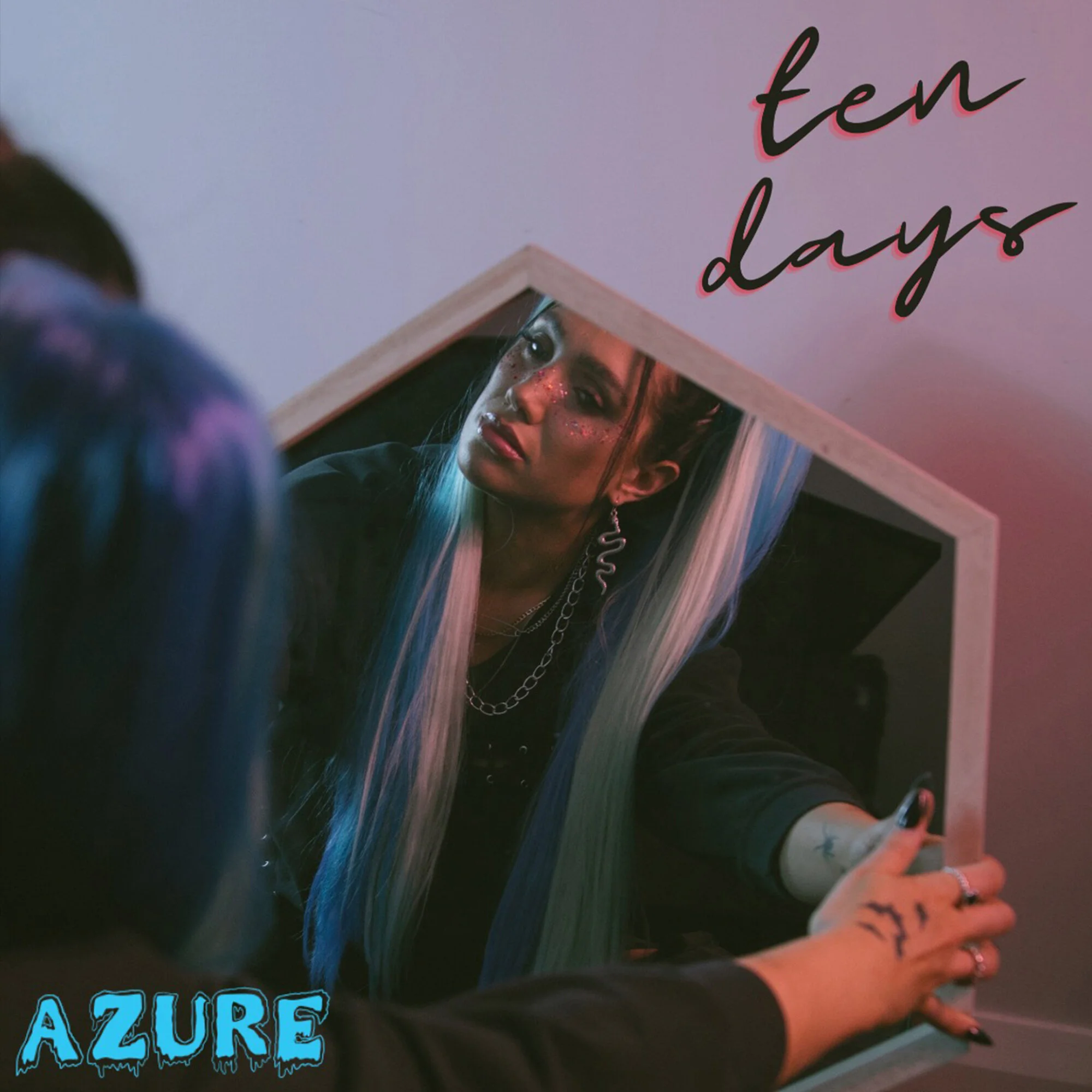 Dark-pop fireball AZURE drops the heartbreaking new single ‘Ten Days’