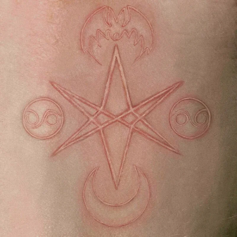 BRING ME THE HORIZON 1.jpg