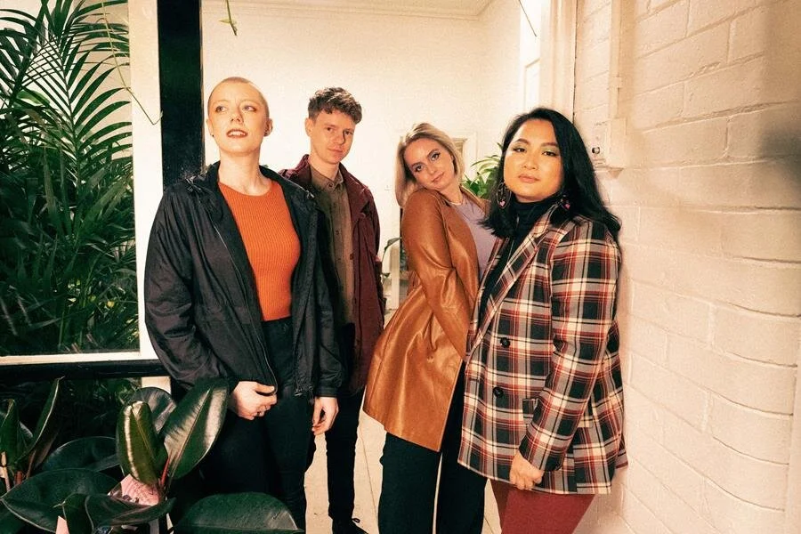 &nbsp;&nbsp;MOANING LISA ARE:Singer-guitarist Charlie Versegi Singer-bassist Hayley Manwaring &nbsp;Lead guitarist Ellen Chan Drummer Hayden Fritzlaff“Self-knowledge is palpable on ‘Something Like This’, an album that lovingly embraces both its alt-rock and shoegaze influences and thrillingly weird sonic flourishes that are all Moaning Lisa’s own.”&nbsp;- NME