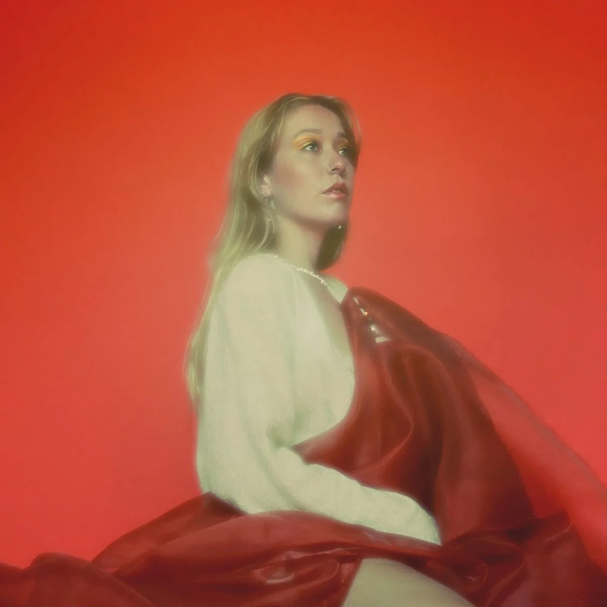 Photo Credit: Anthony Rennick“Velvet Bloom consistently gives me shivers. Her music is enchanting and laidback. It’s always a pleasure finding out what’s in store with this artist.” – Nkechi Anele (Triple J Roots N All)  “Your voice is stellar. It's got so much character and soul to it. It's so clear and it just oozes with star power.” – Claire Mooney (Triple J Unearthed)