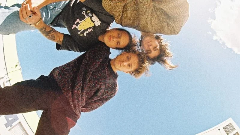 Loretta return with dreamy new release 'when i saw u'