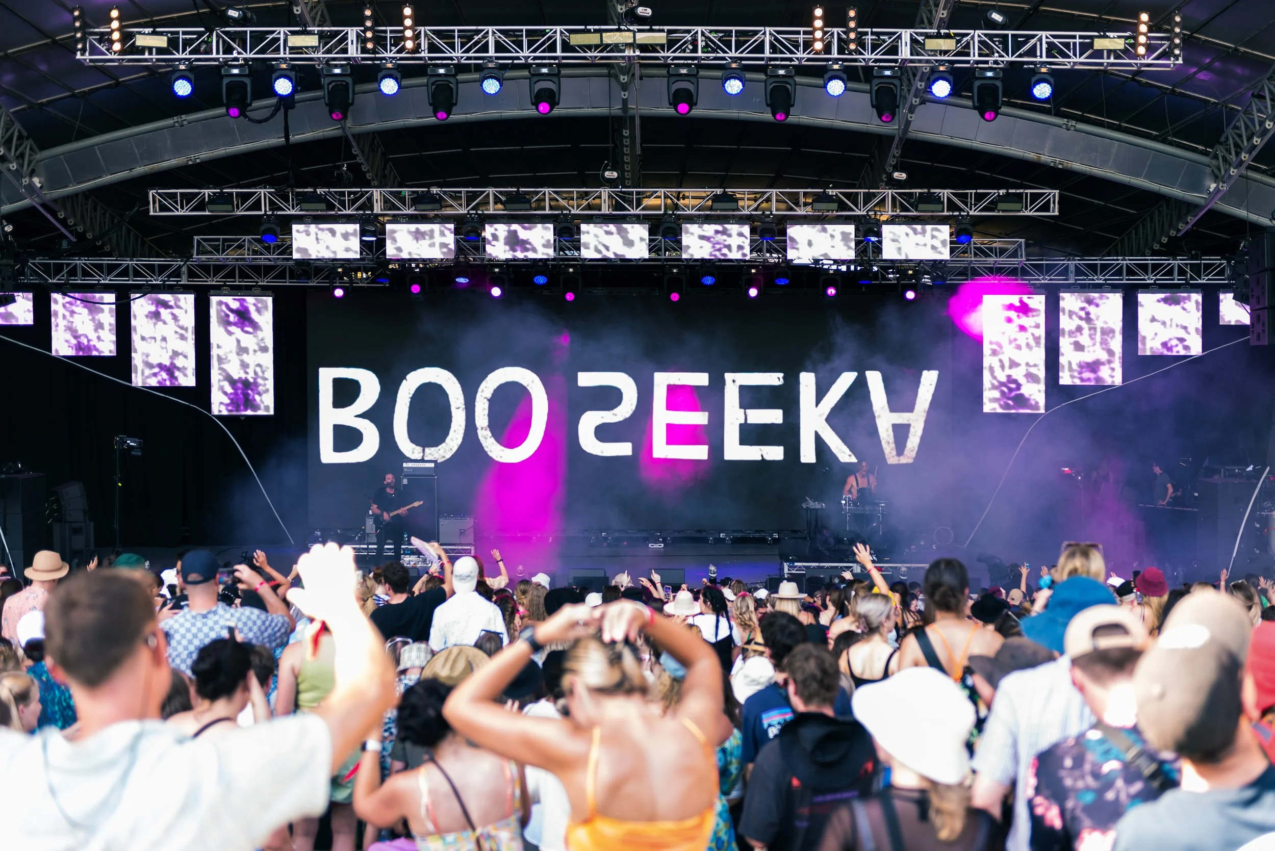 BooSeeka-10.jpg