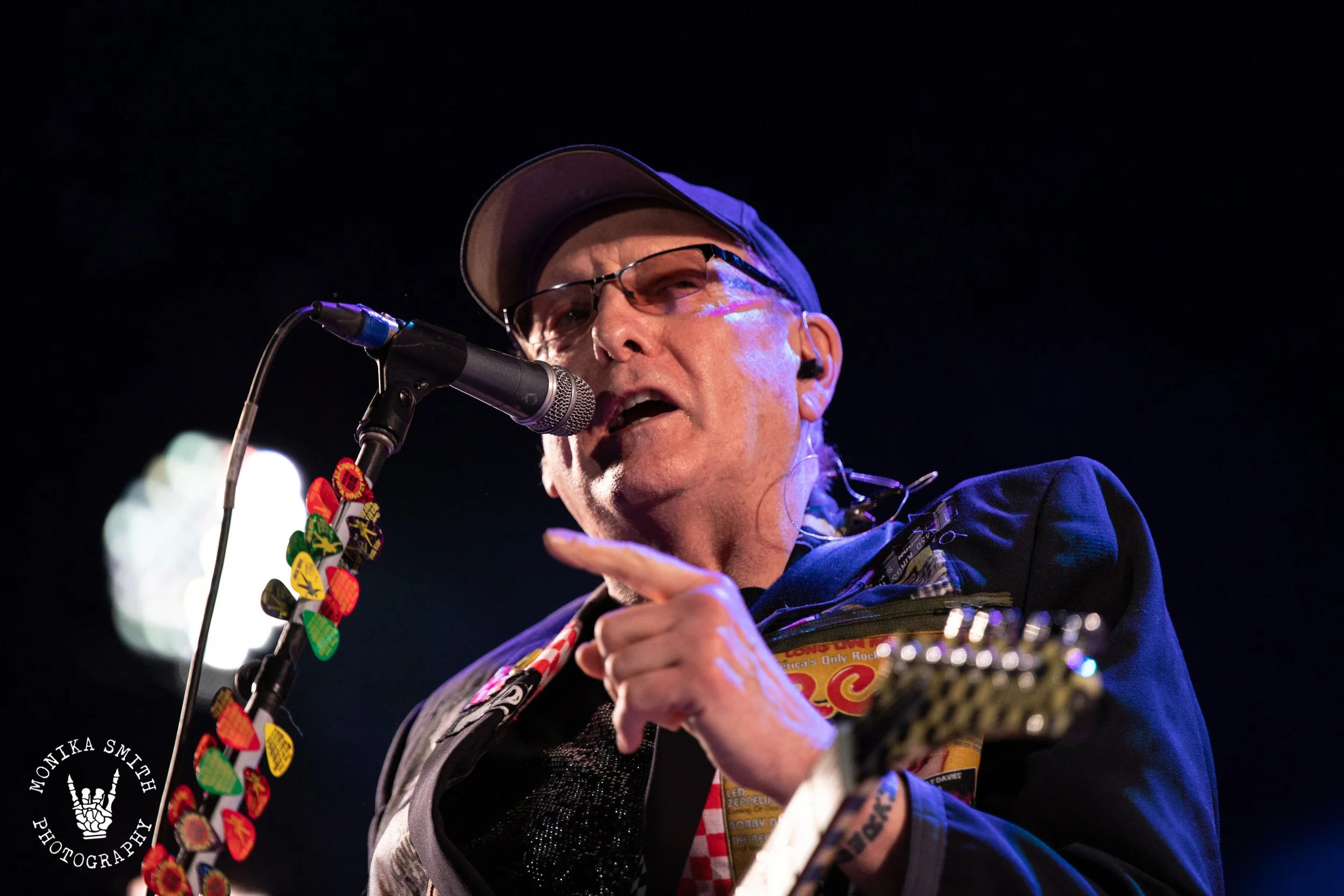 CHEAP TRICK SOCIAL MEDIA USE ONLY NOT FOR PROMOTION-47.jpg