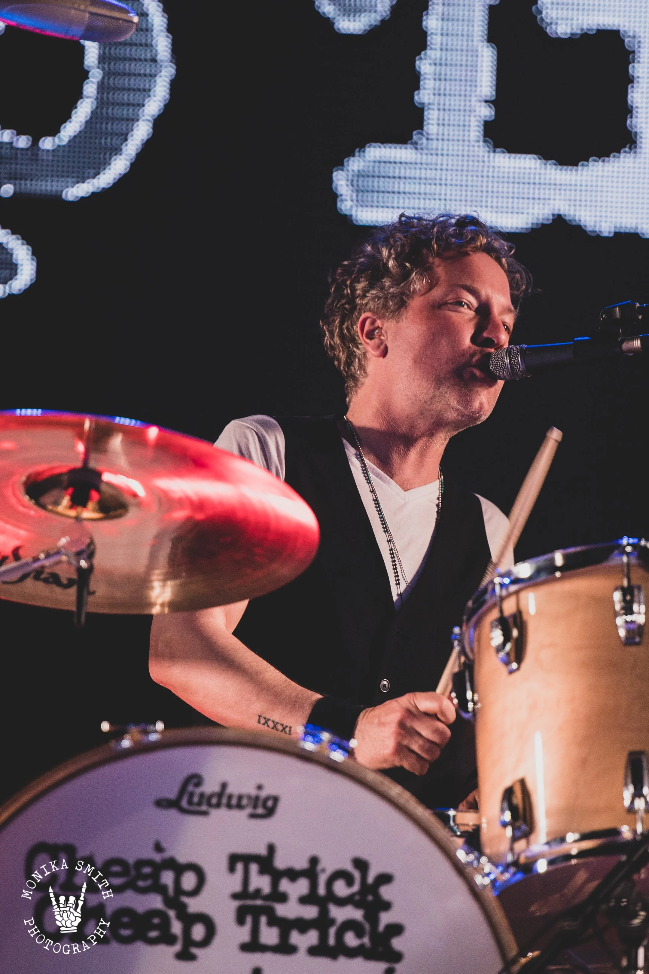 CHEAP TRICK SOCIAL MEDIA USE ONLY NOT FOR PROMOTION-8.jpg