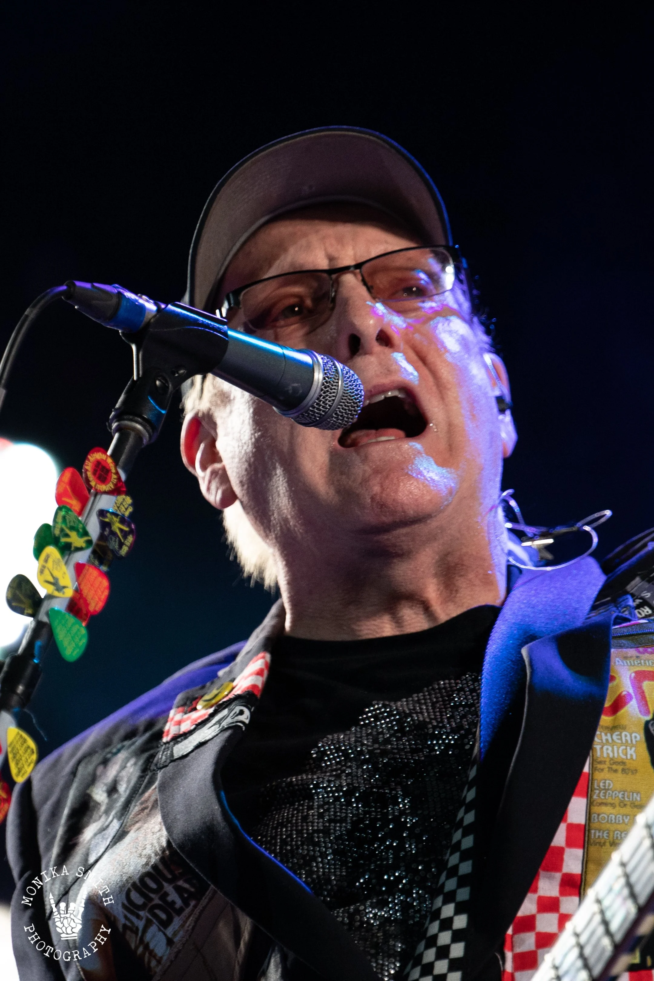 CHEAP TRICK SOCIAL MEDIA USE ONLY NOT FOR PROMOTION-48.jpg