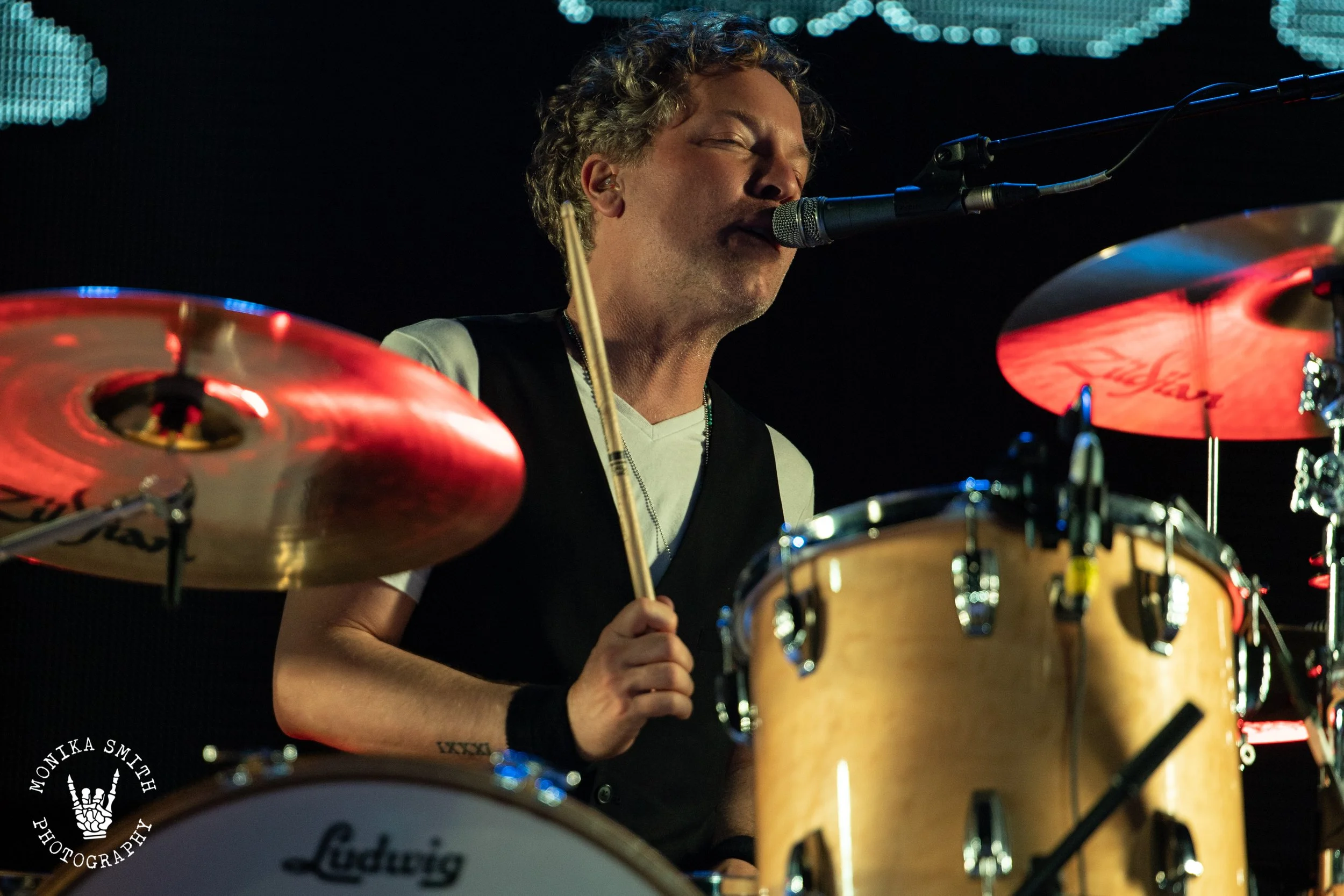 CHEAP TRICK SOCIAL MEDIA USE ONLY NOT FOR PROMOTION-9.jpg