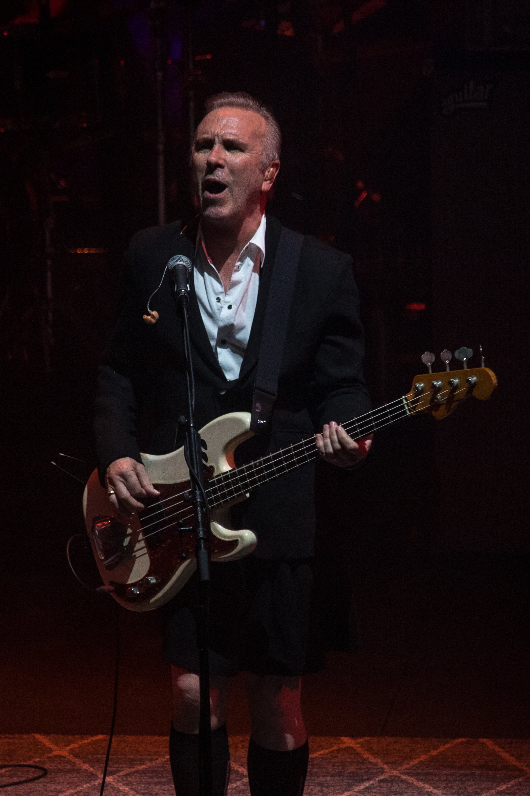 CROWDED HOUSE (6 of 23).jpg