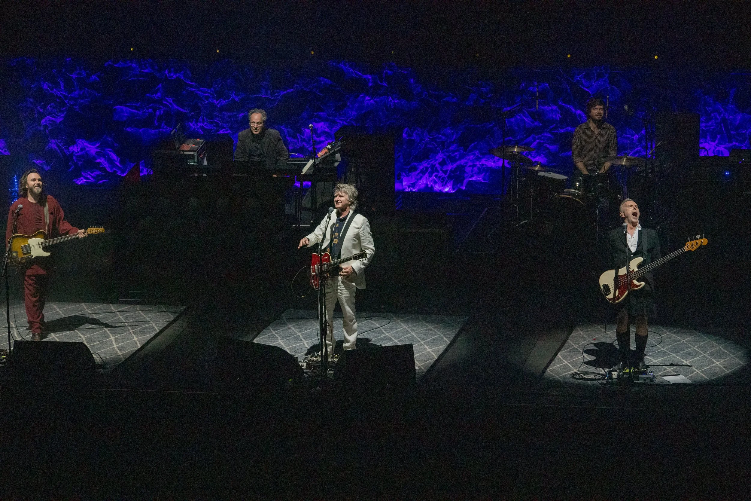 CROWDED HOUSE (12 of 23).jpg