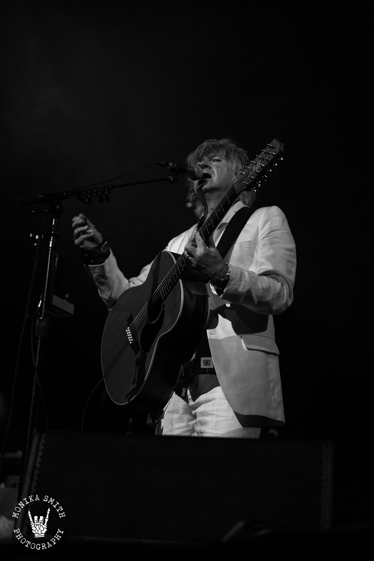 ALLCROWDED HOUSE SOCIAL MEDIA USE ONLY NOT FOR PROMOTION-0630.jpg