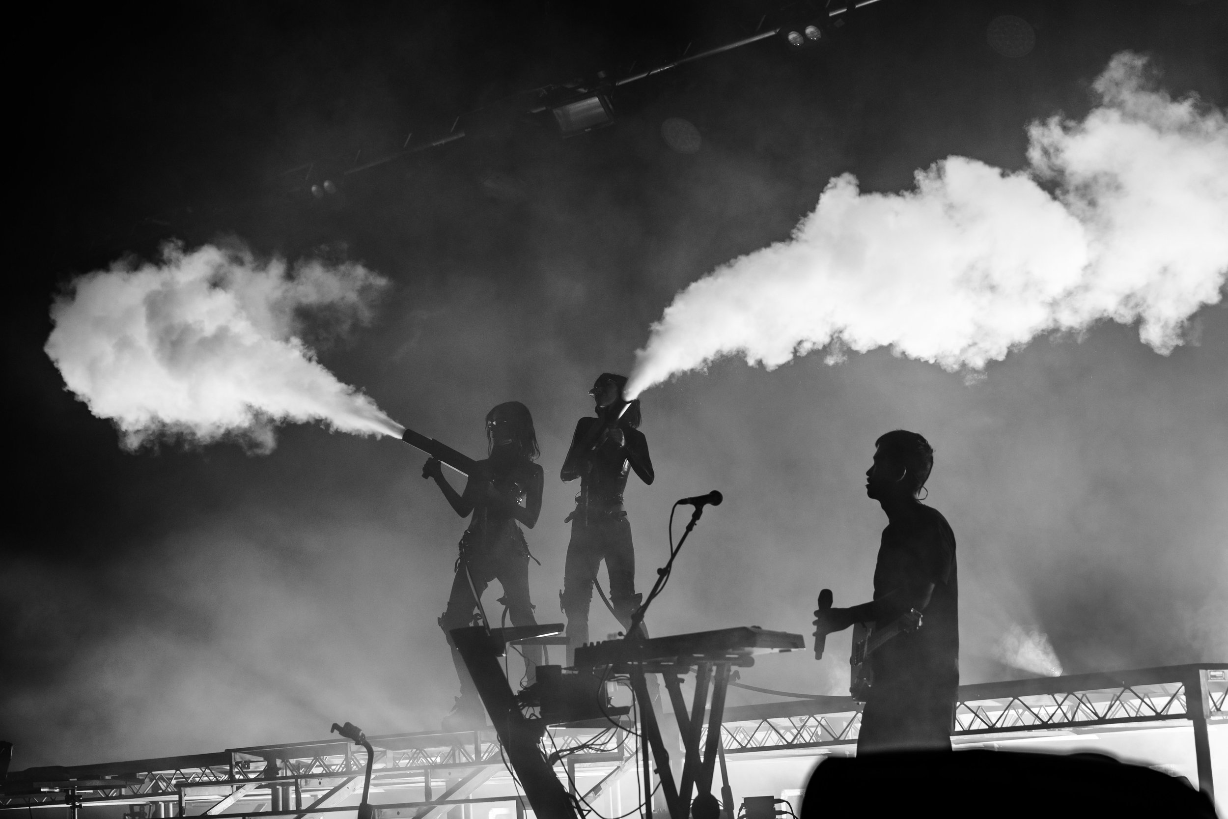 The Veronicas with Taigh Wade and CXLOE at Palais Theatre on April 11th