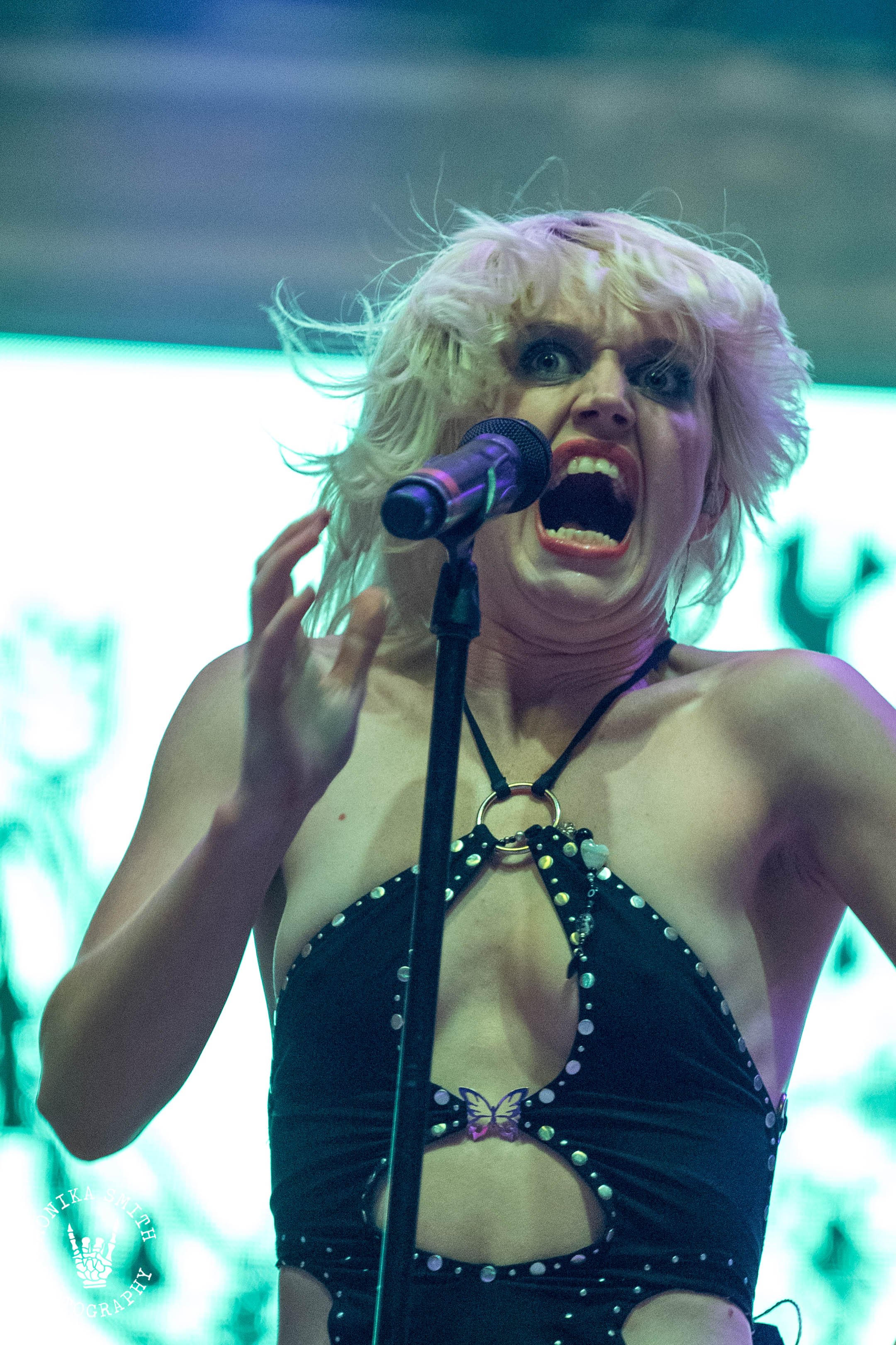 AMYL AND THE SNIFFERS MEDIA ONLY (29 of 47).jpg