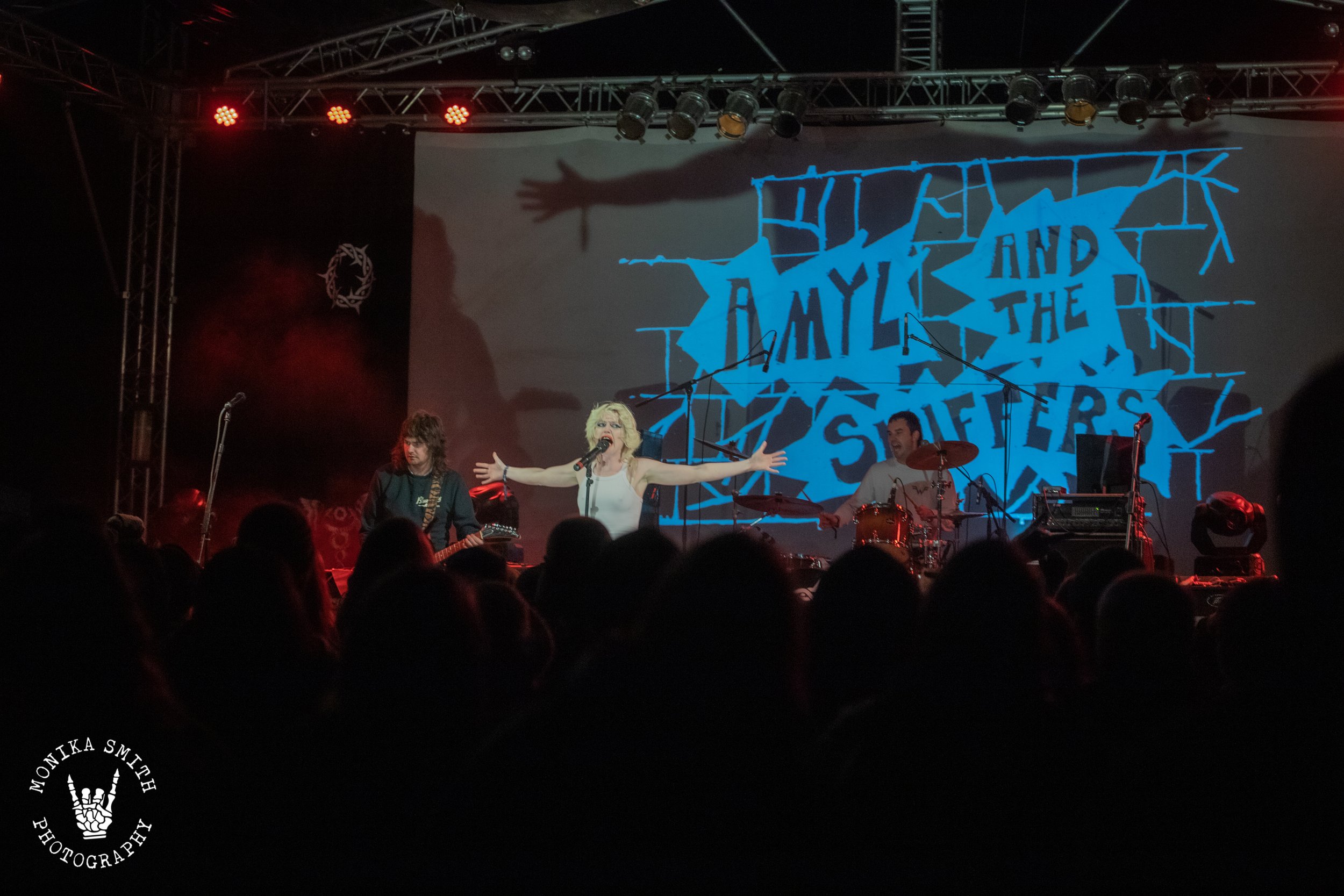 amyl and the sniffers (57 of 70).jpg
