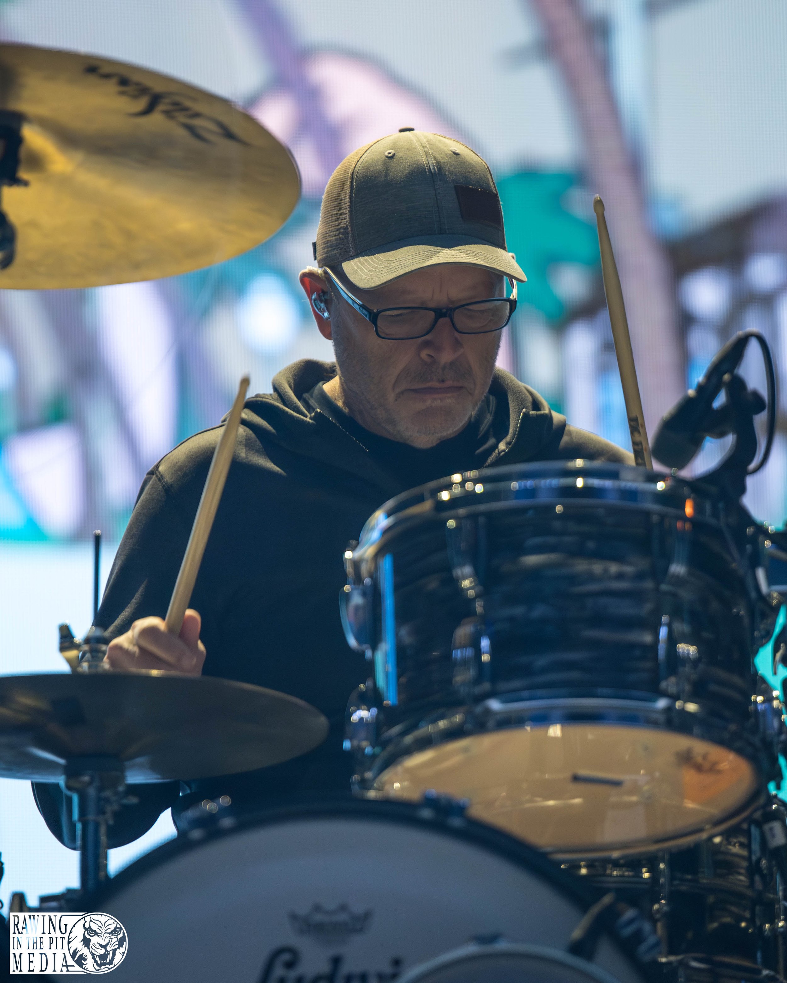 MONIKA-SMITH-WEEZER-MELBOURNE (35 of 80).jpg