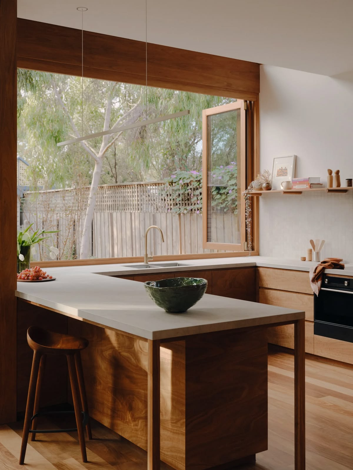 How to Design a West Coast Modern Kitchen in Vancouver