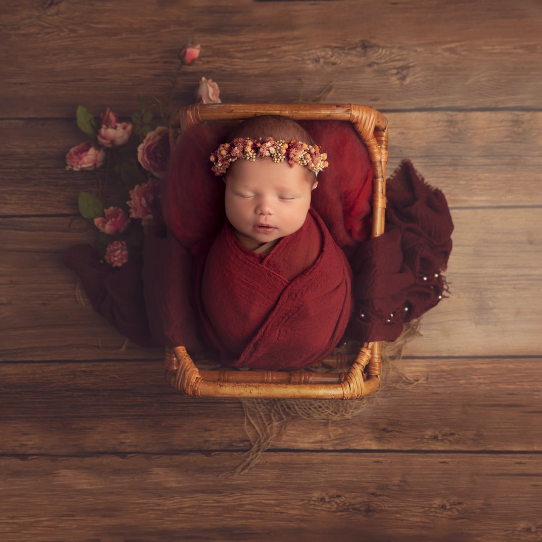 Lora Wild Photographe Strasbourg Alsace bébé naissance newborn baby