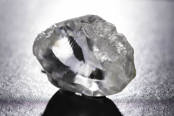 Rough natural gem diamonds