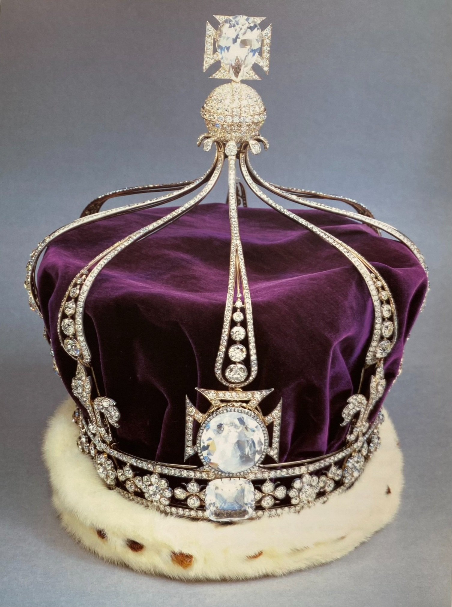 Queen Mary’s Crown with diamonds & quartz replicas of Cullinan III & IV.