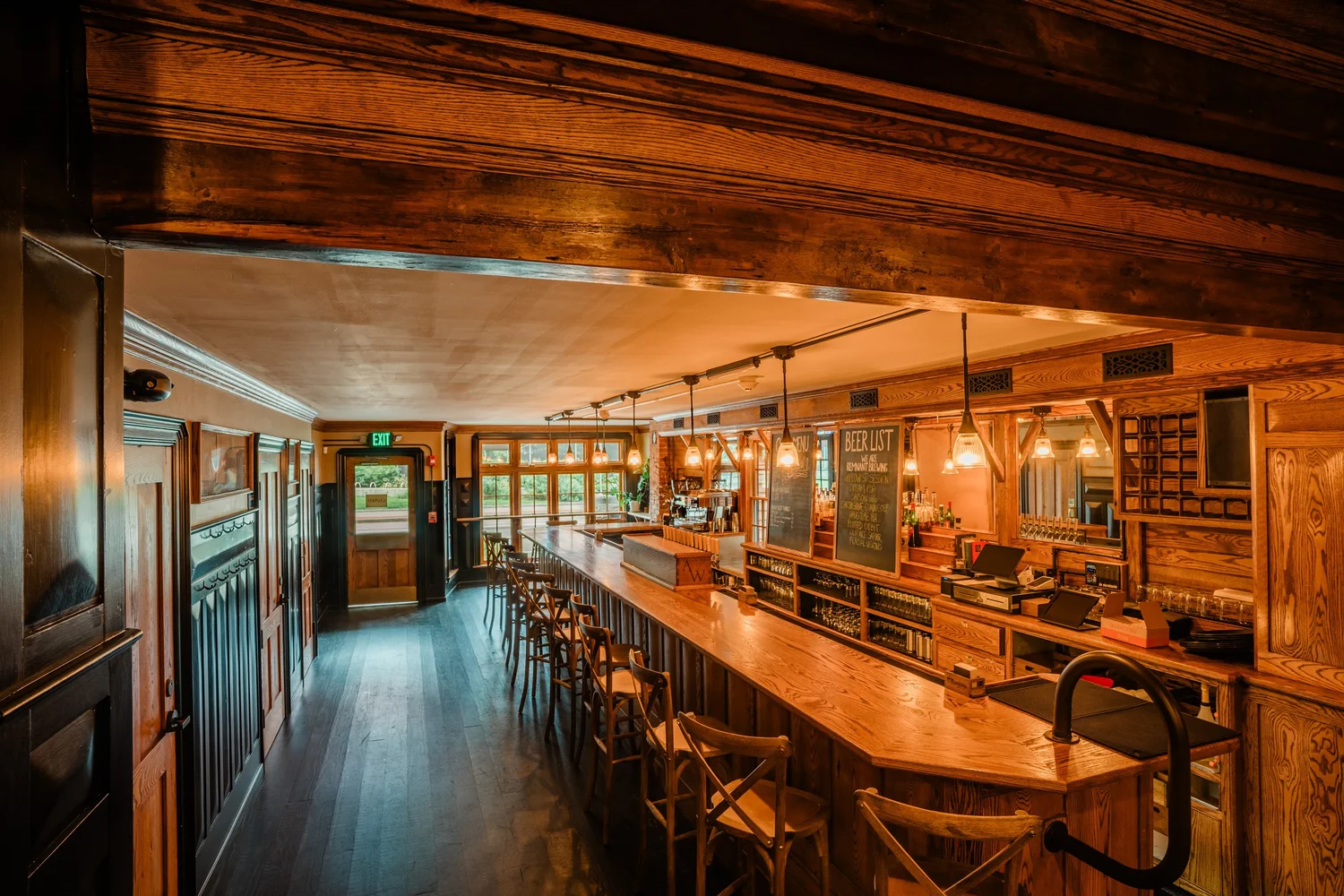 Bar photo 1