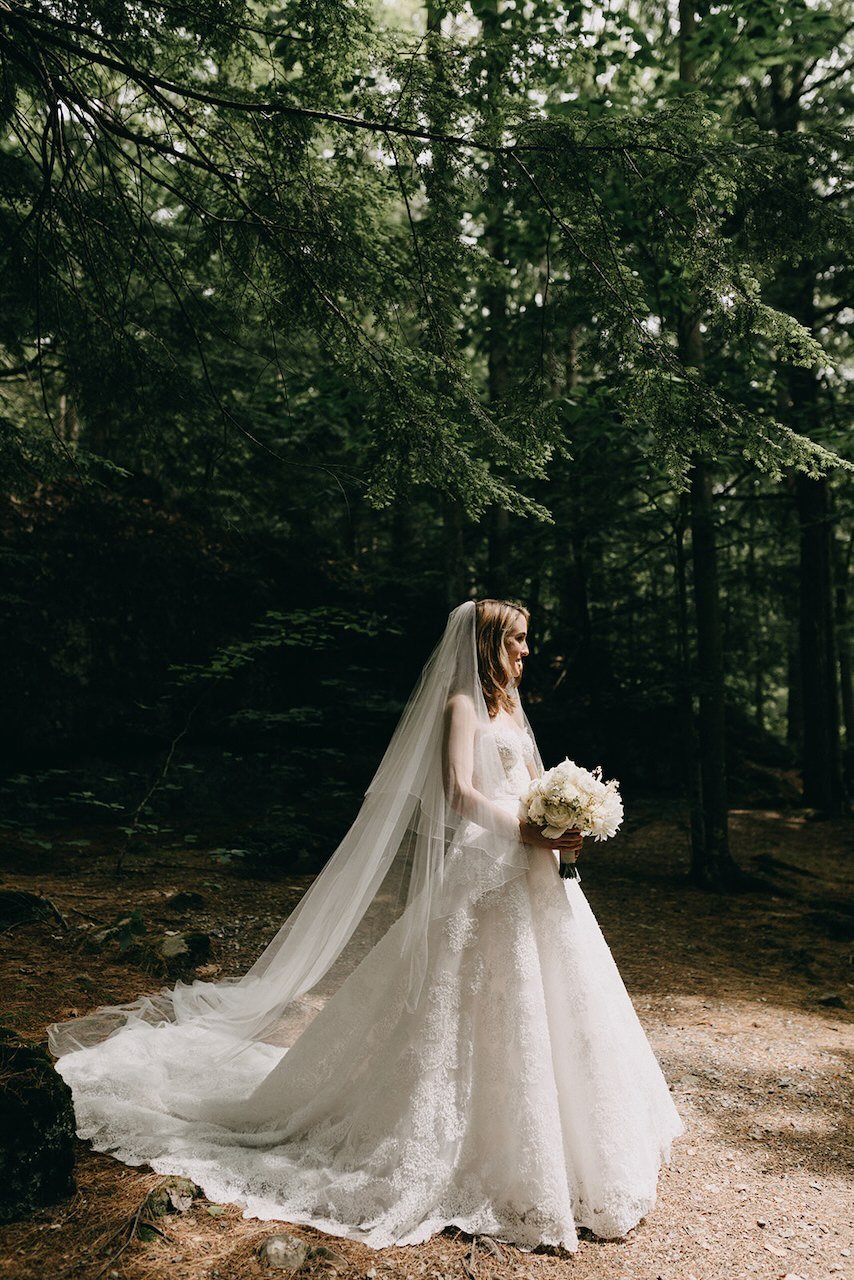  Maine Seasons Events Migis Lodge wedding photo Emily Delamater 