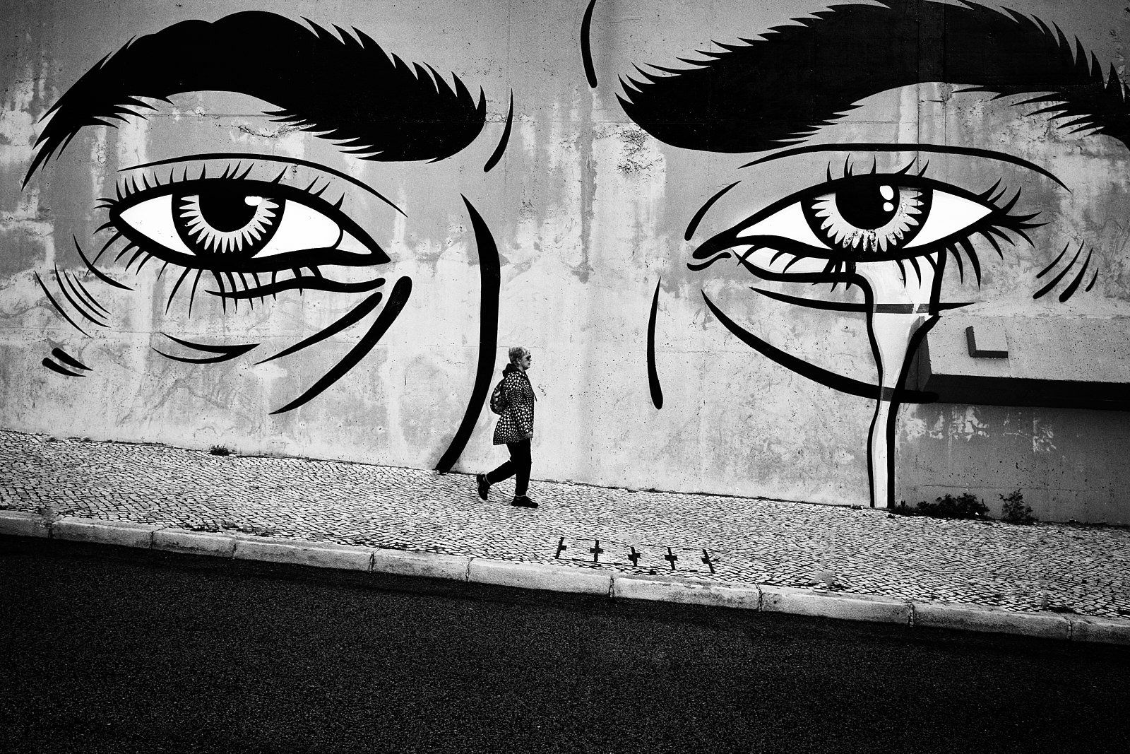 Streetphotography_SaschavanderWerf_Lissabon2211_08.jpg