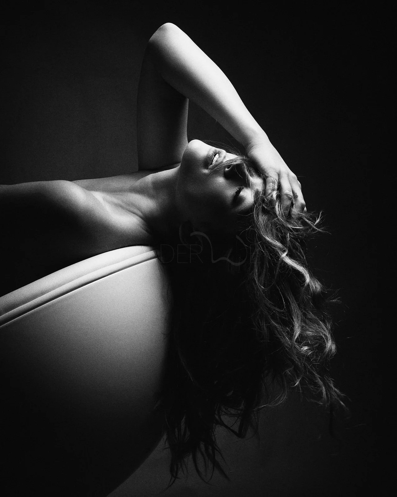 Nude Fotografie Studio Wien Sascha van der Werf41.jpg