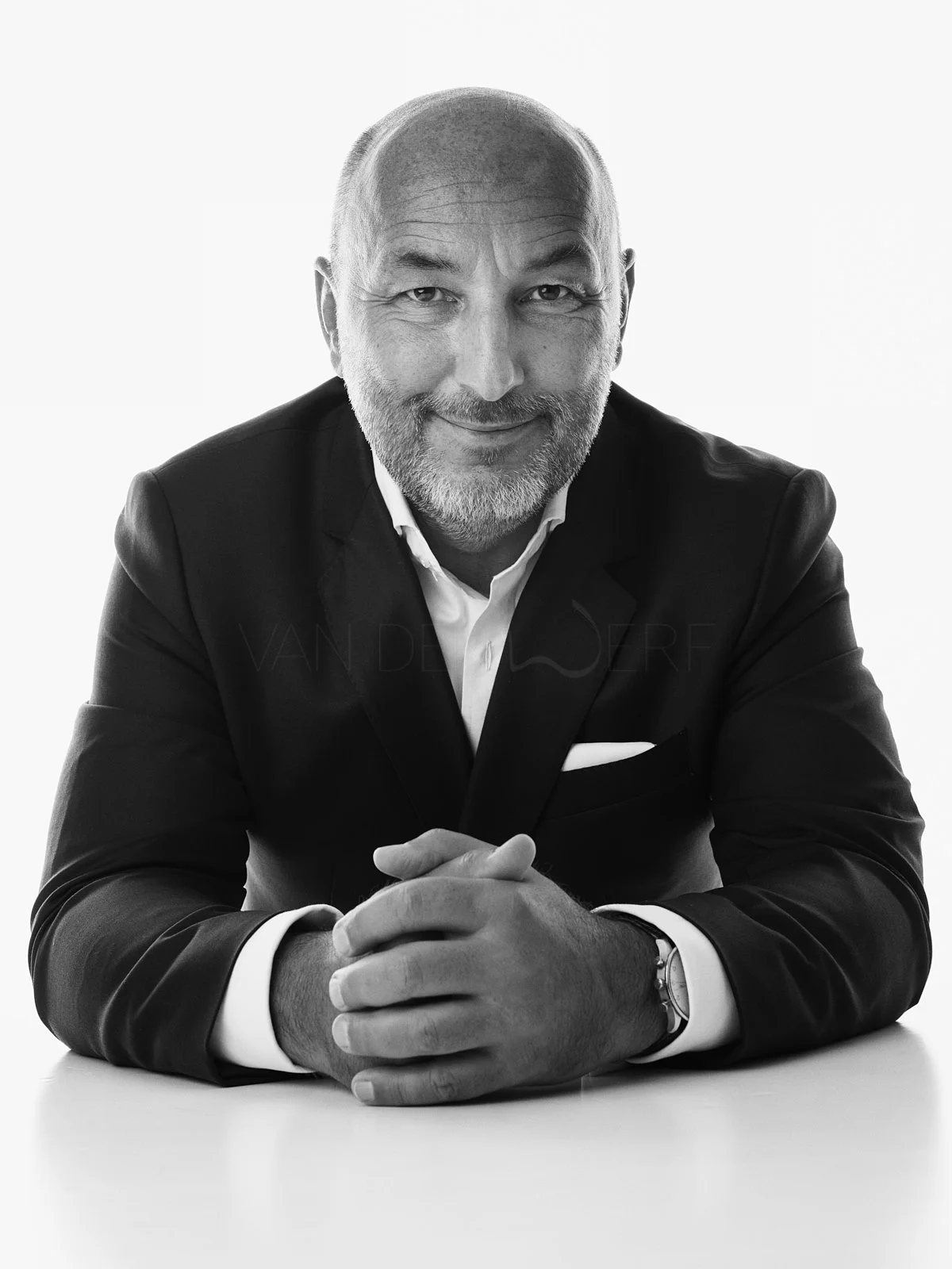 Business Portrait Wien Sascha van der Werf101.jpg