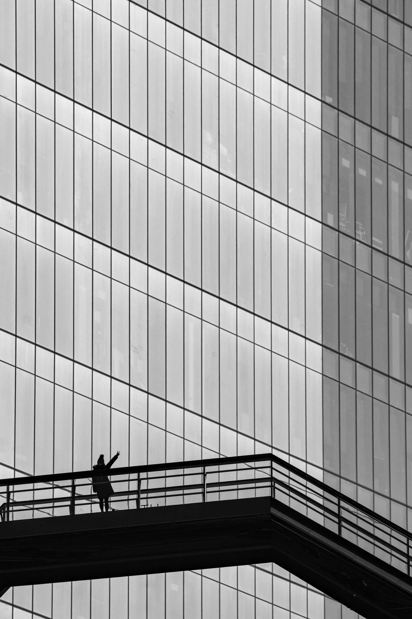 V for Victory Sign, New York City                               [Order Ref: NY 016]