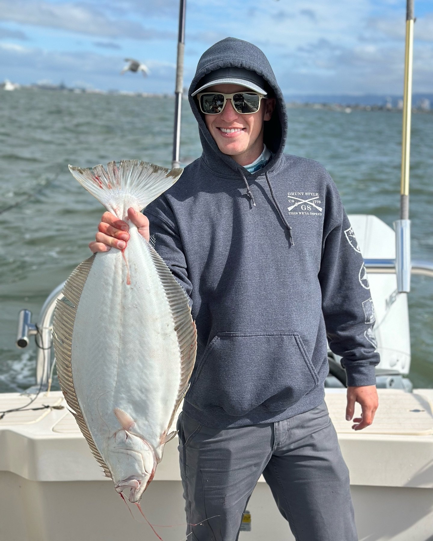 @brandonfienphoto catching halibut out on the Scallywag 🏴&zwj;☠️ we have the spots Sunday #scallywag #goldenstateguideservice #fishemeryville