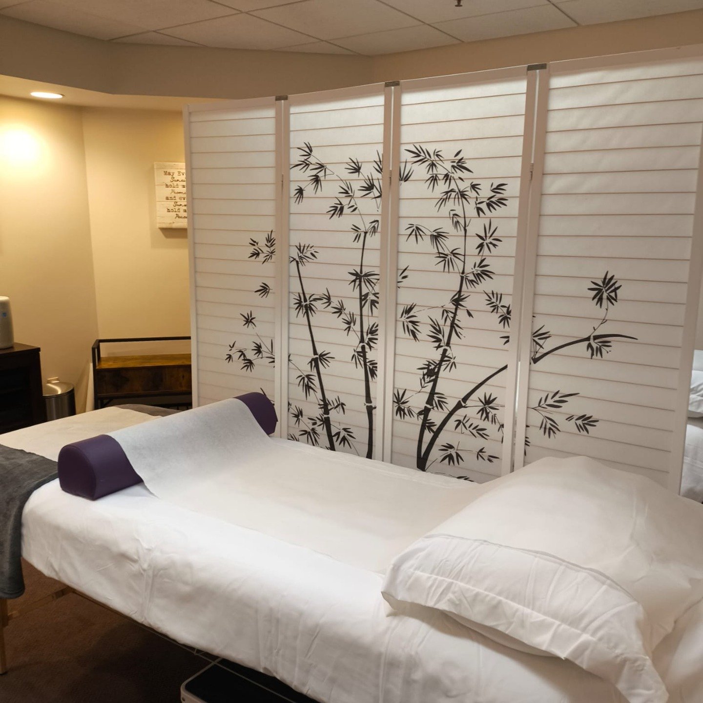 We are back ✨
In a new space, where every detail was crafted to gently embrace and truly care 🕊️
127 Cambridge St, Burlington, MA — this is where your journey toward balance begins again 🌿
Our doors are open 🚪 and so are our appointment tim
