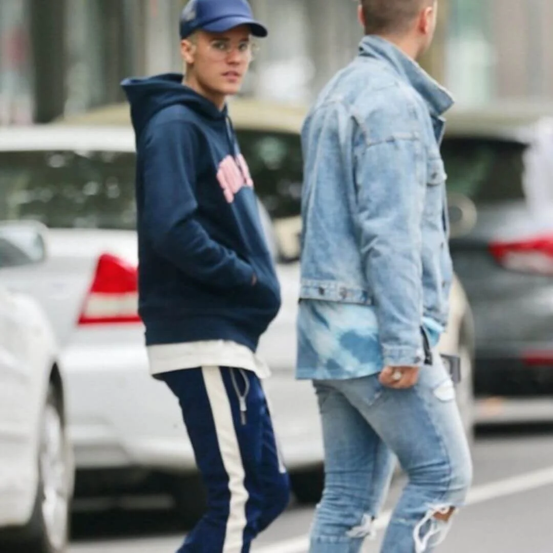 blue-white-jogger-sneaky.nz.jpg