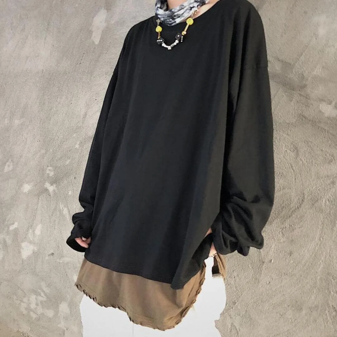 black-oversized-hip-hip-T-long-sleeve-sneaky.nz.jpg