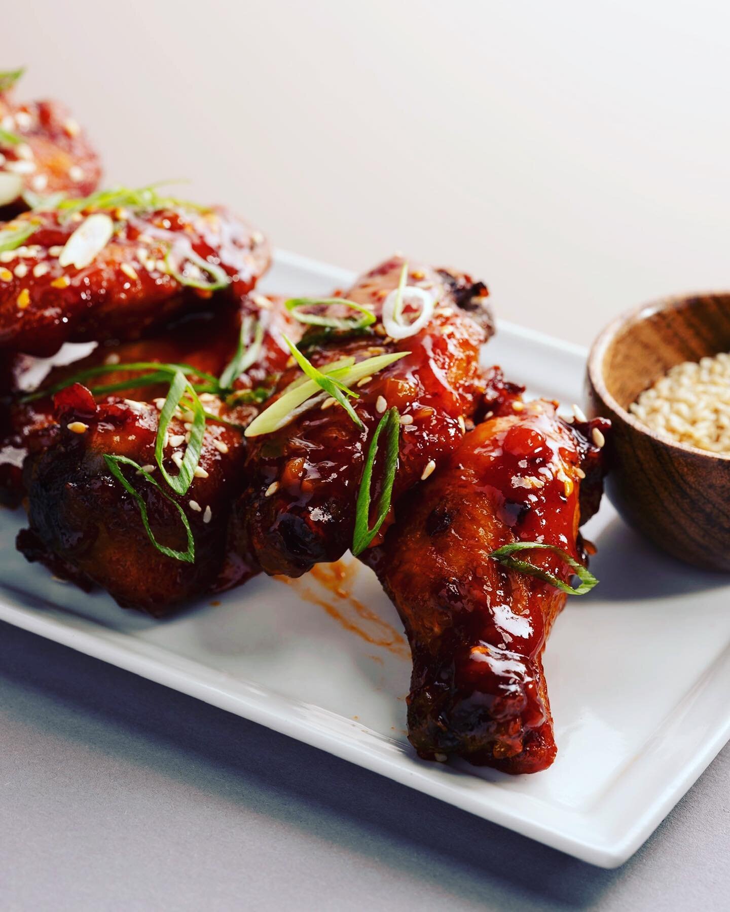 Superbowl LV!  20 wings for $20!
$40 Shareable, chips &amp; guacamole, Bbq Ribs &amp; Sliders!  Seamless doordash grubhub