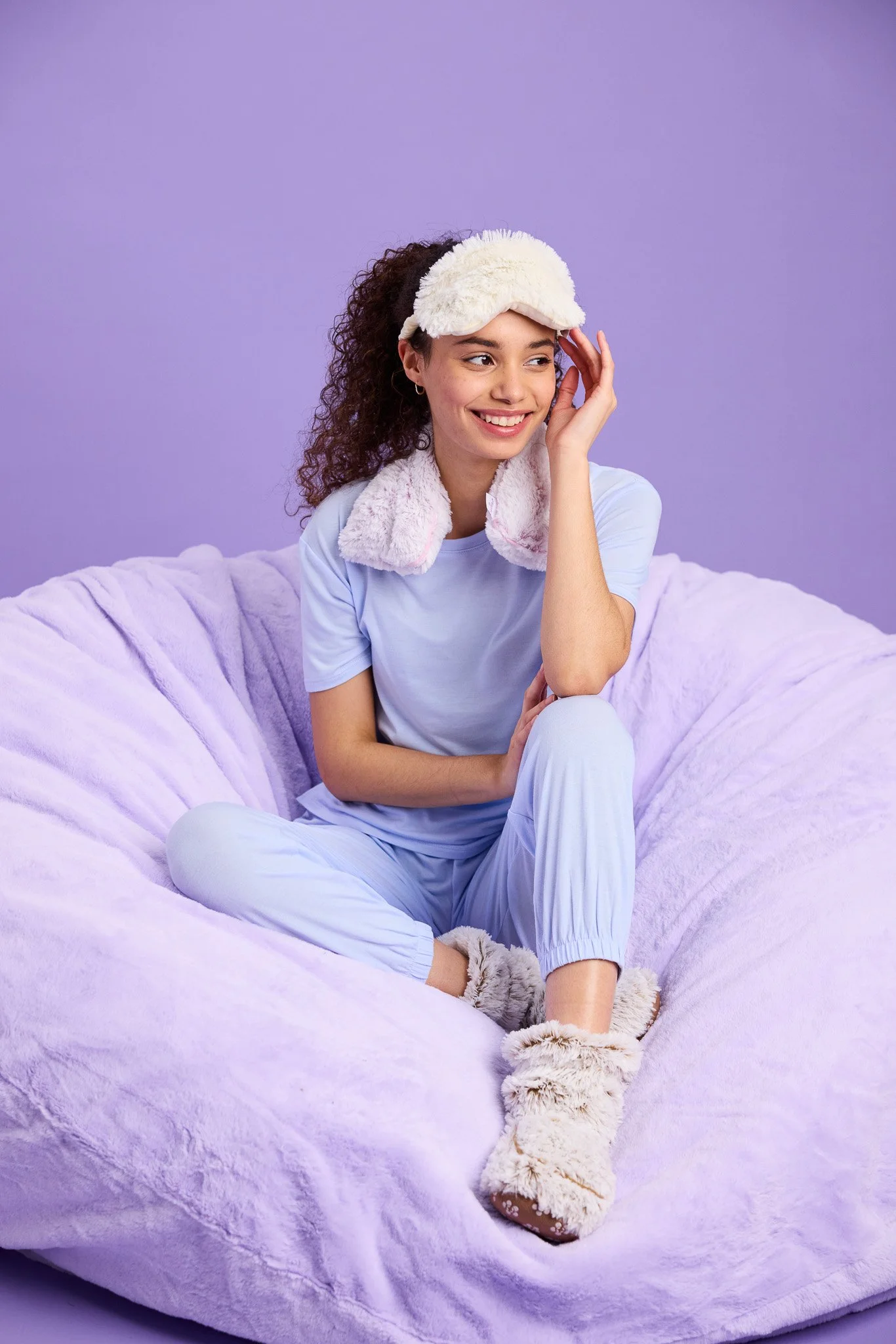 2025.02.07-Quarter-Lifestyle-Shoot-CPE-CREAM-Cream-Eye-Mask-05-FW-BOO-MB-Marshmallow-Brown-Boots-07-4179.jpg