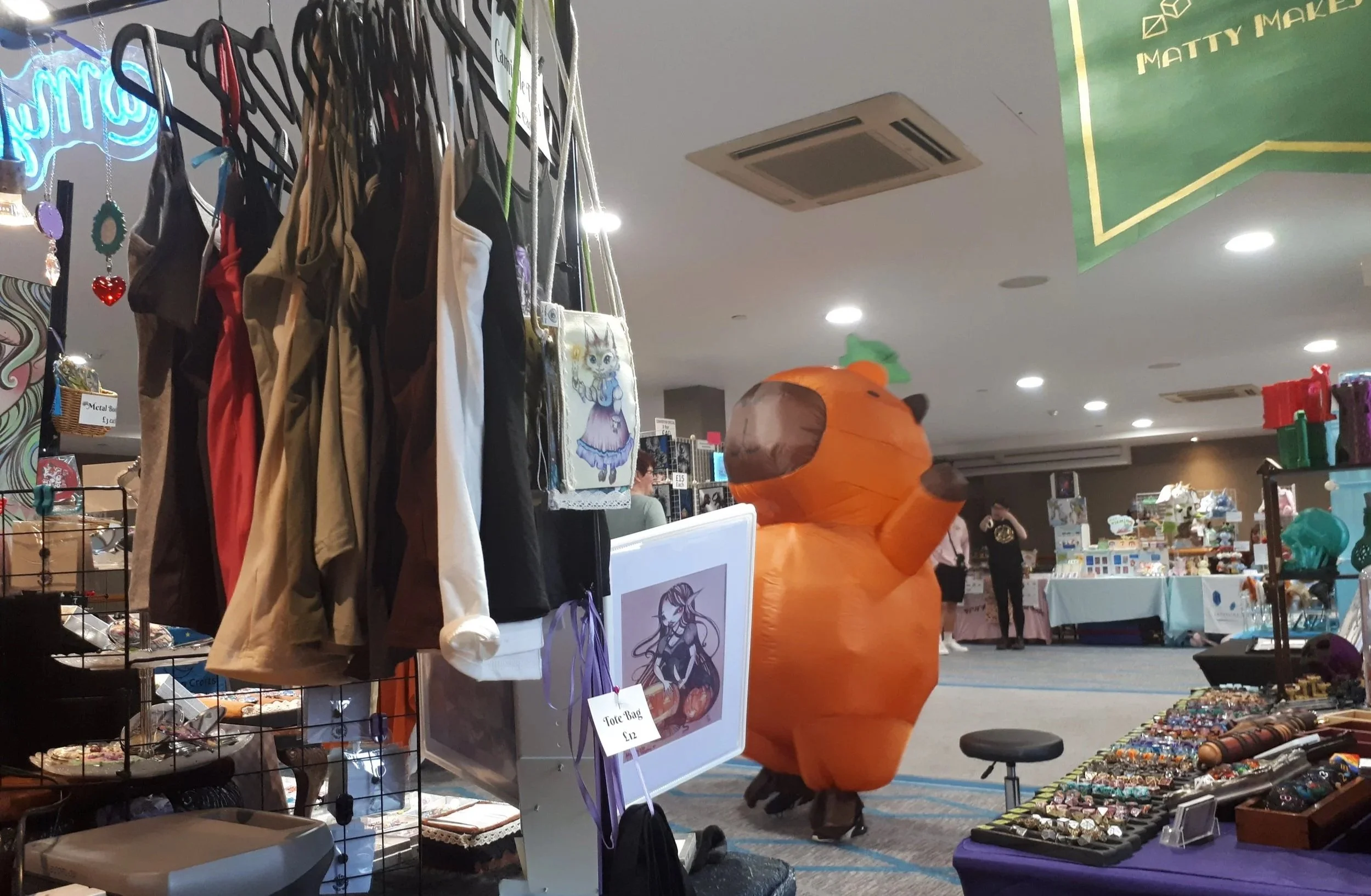 Inflatable capybara