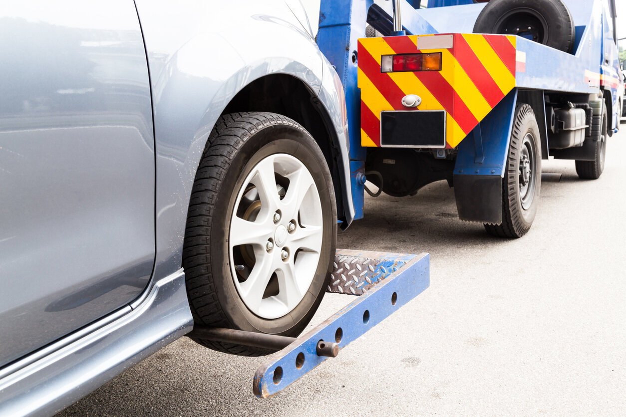 What to Do When Your Car Gets Towed After an Accident