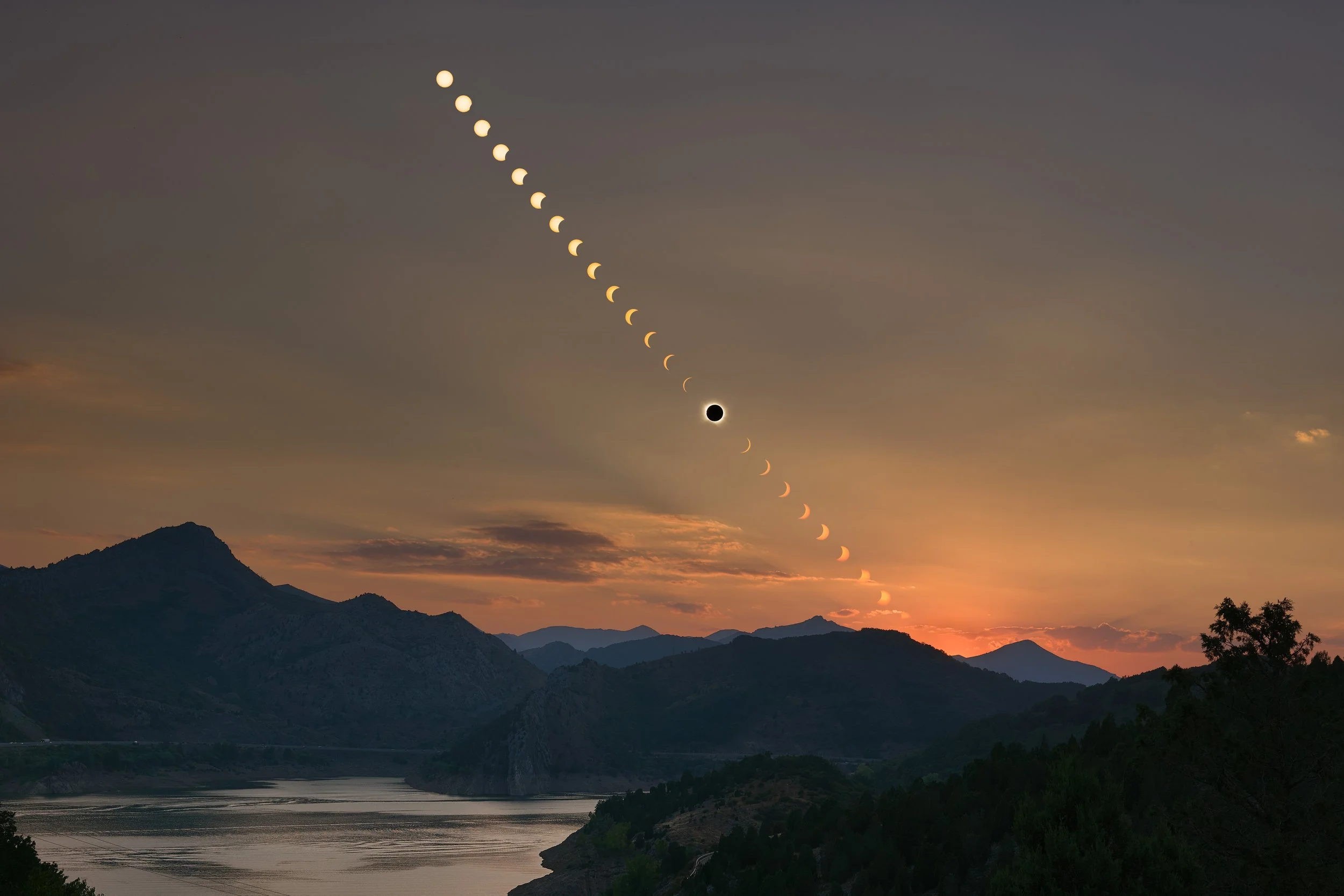 Total Solar Eclipse 2026 - Wide-field images