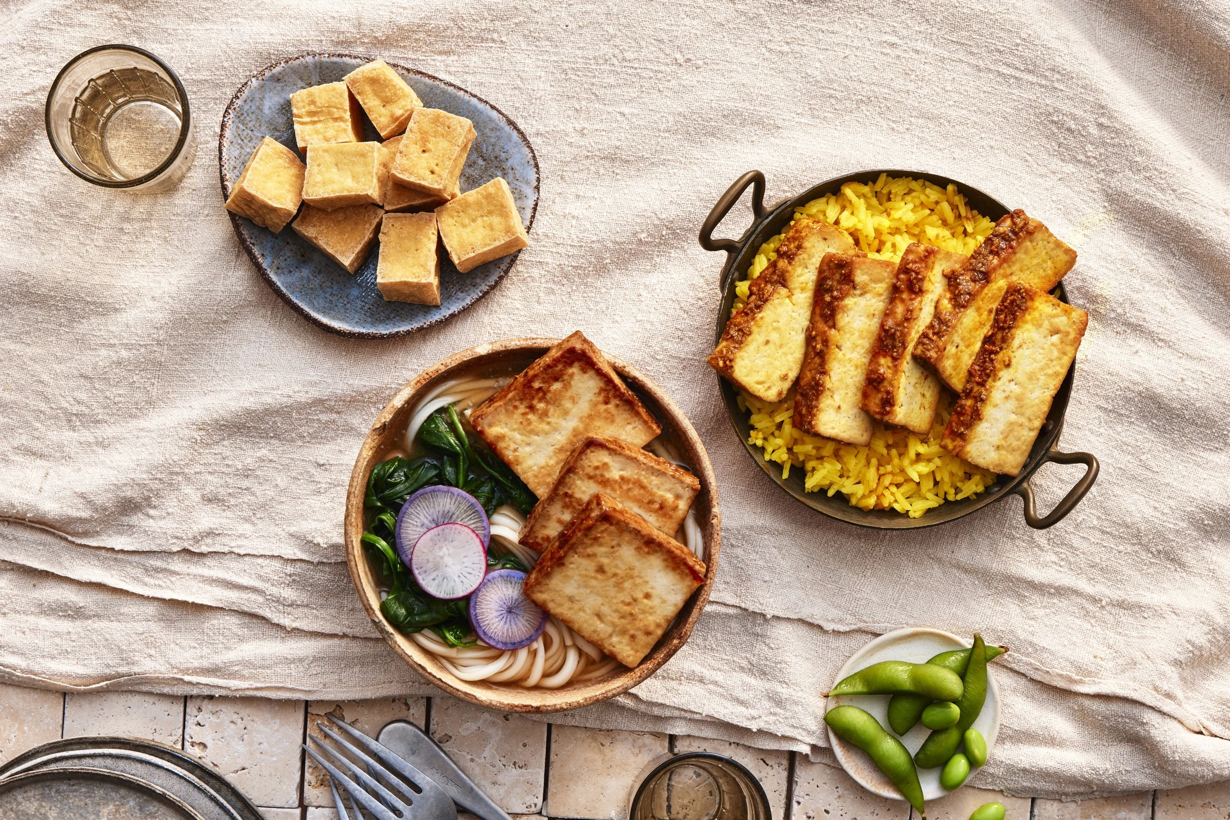 Block Tofu Trio_Lifestyle-0044-Alt-Vase_2023-01-18_CP.jpg