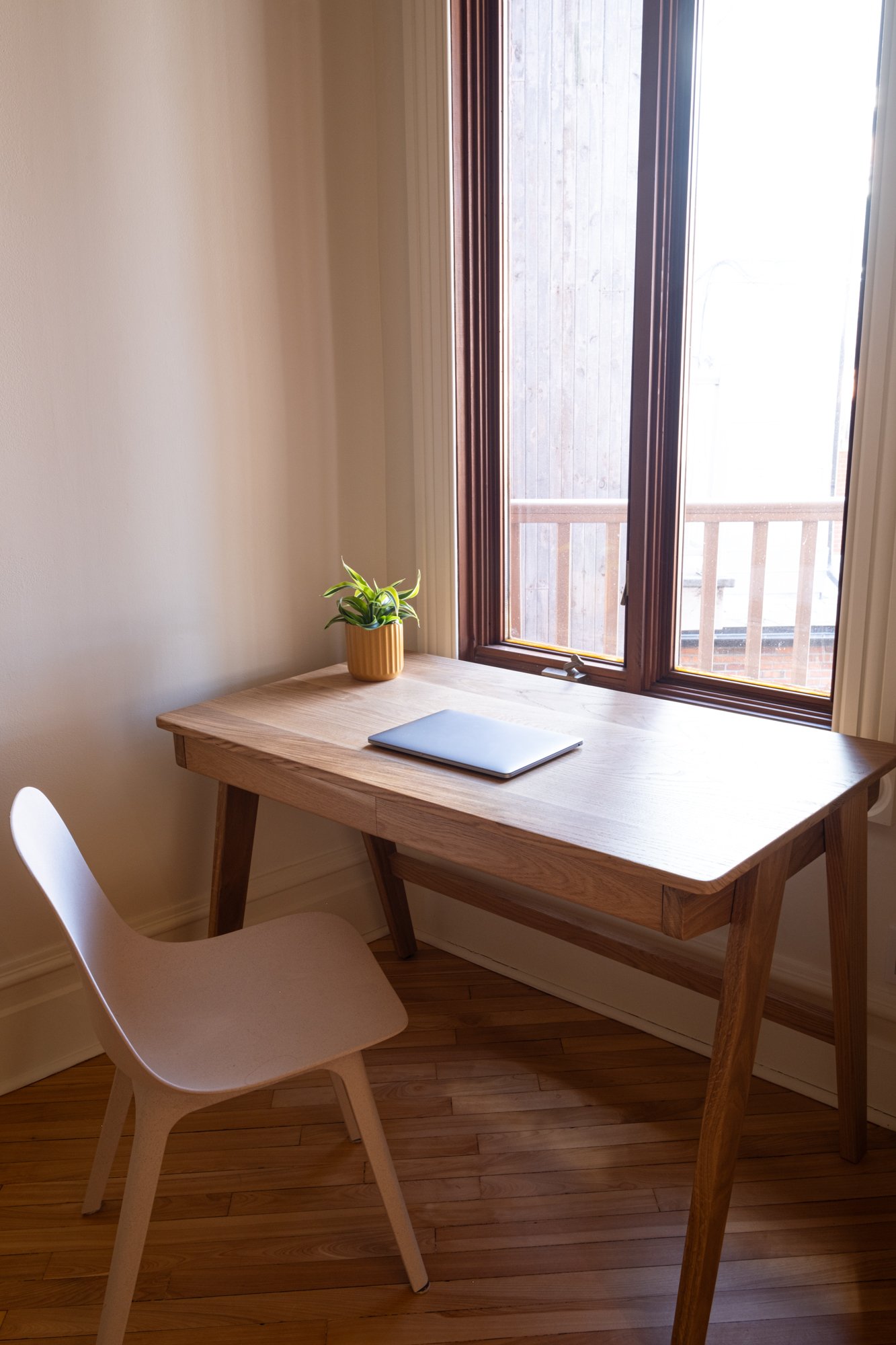 Home desk