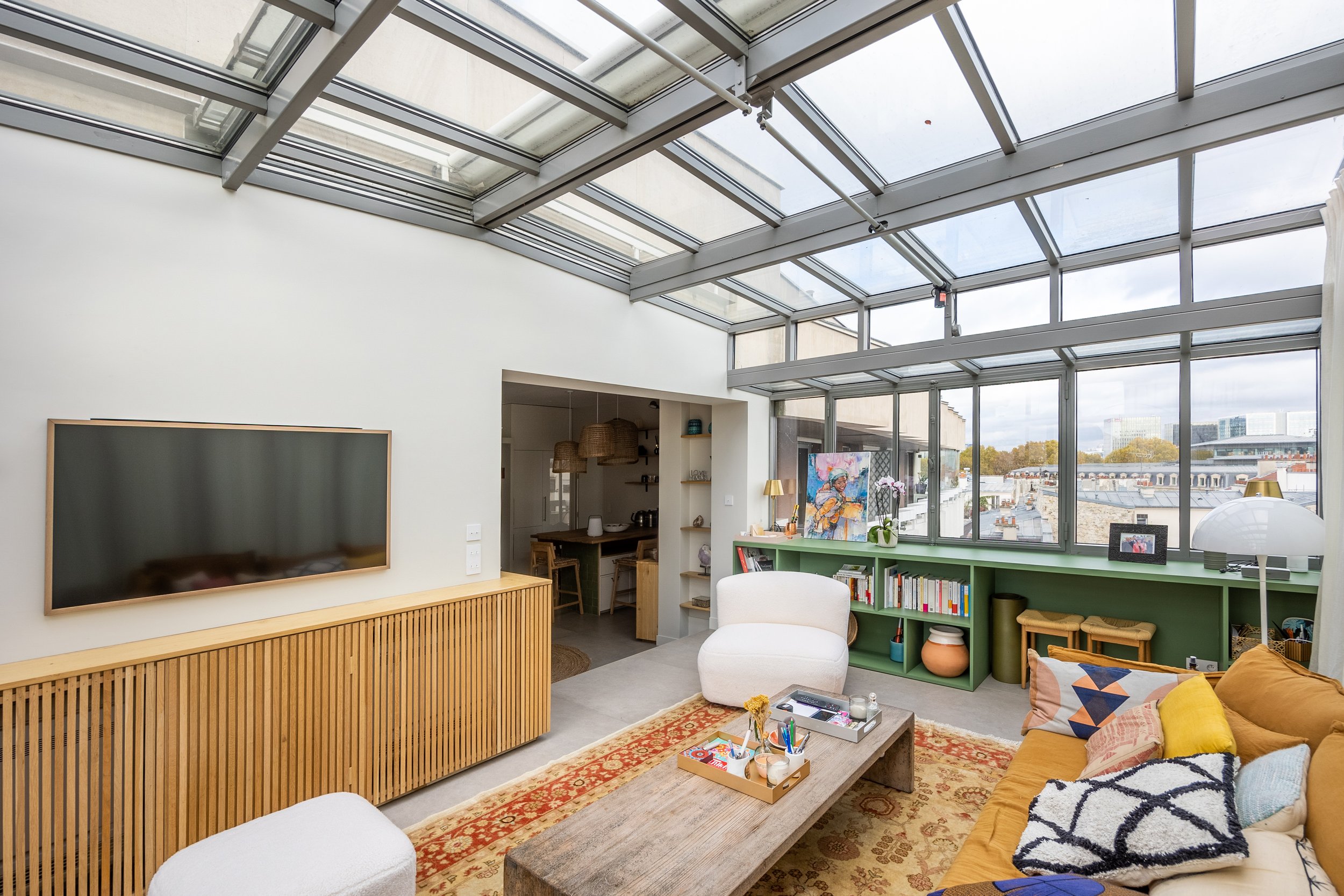 Summer living room