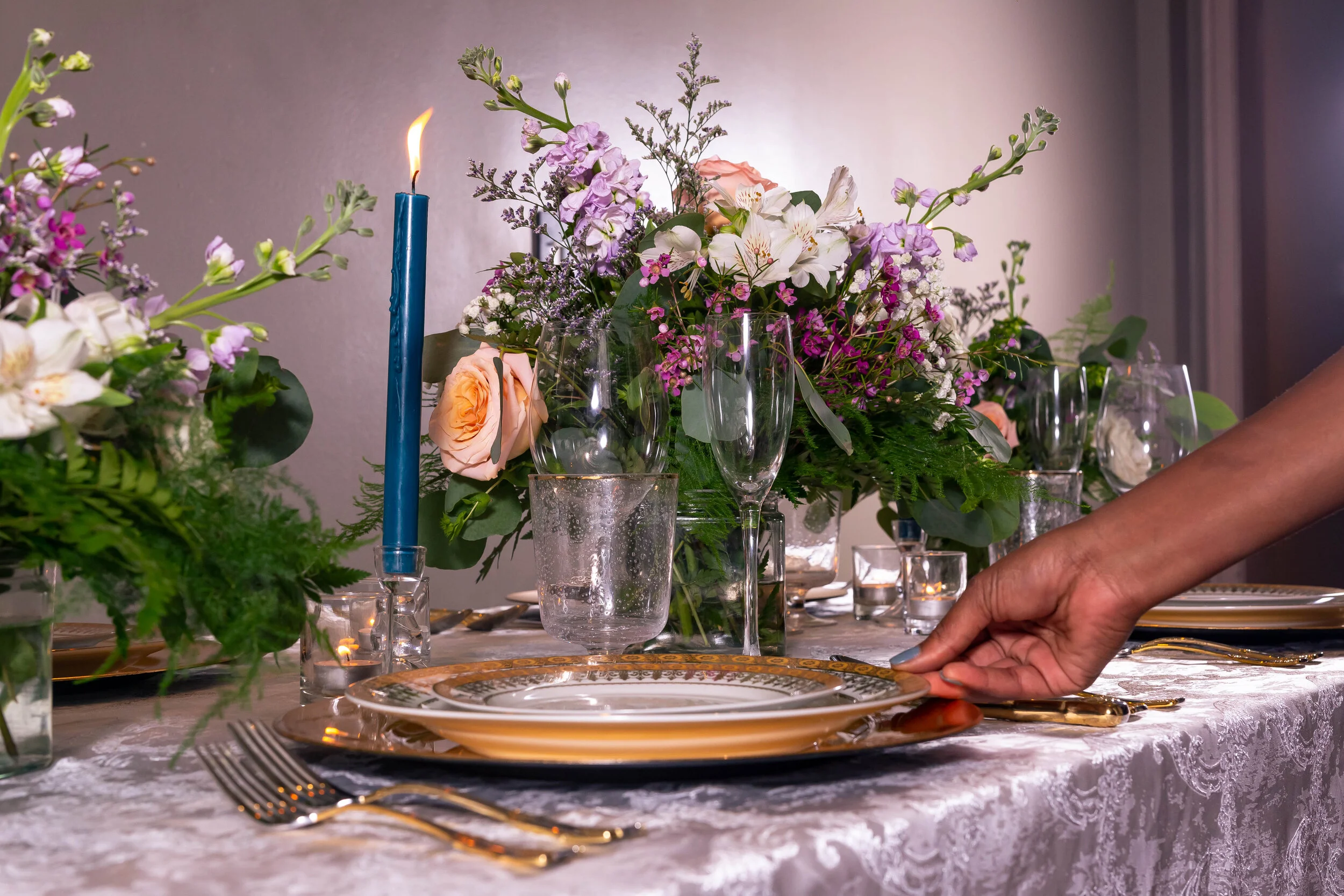 Staged Lace Table-4304.jpg