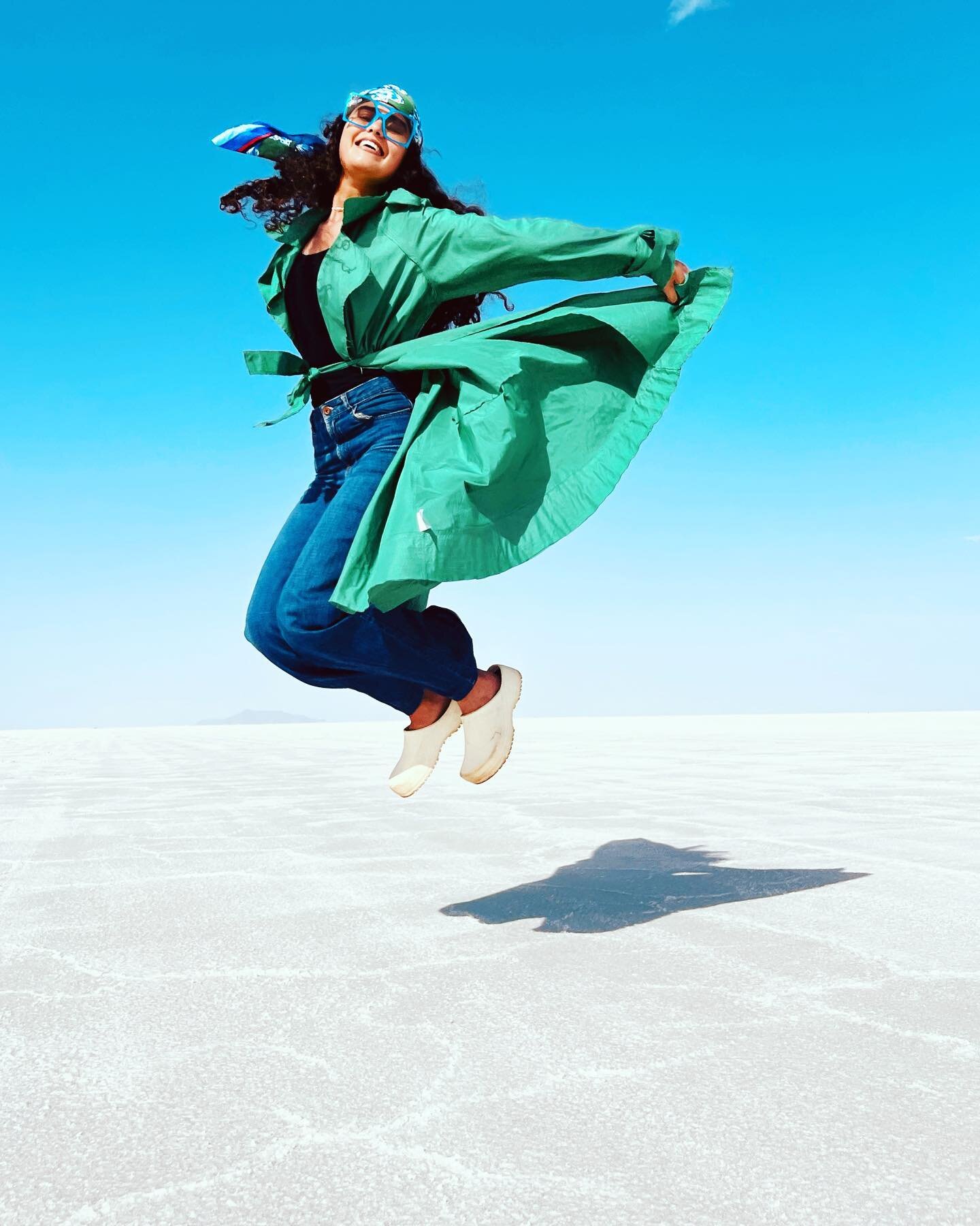 Beautiful Miss Rebecca, together in the salt lake desert we decided to play dress ups:) 
.
.
.
.
.
.

#fashion #style #love #instagood #like #photography #beautiful #photooftheday #sophiethestylist #instagram #picoftheday #model #bhfyp #art #beauty #