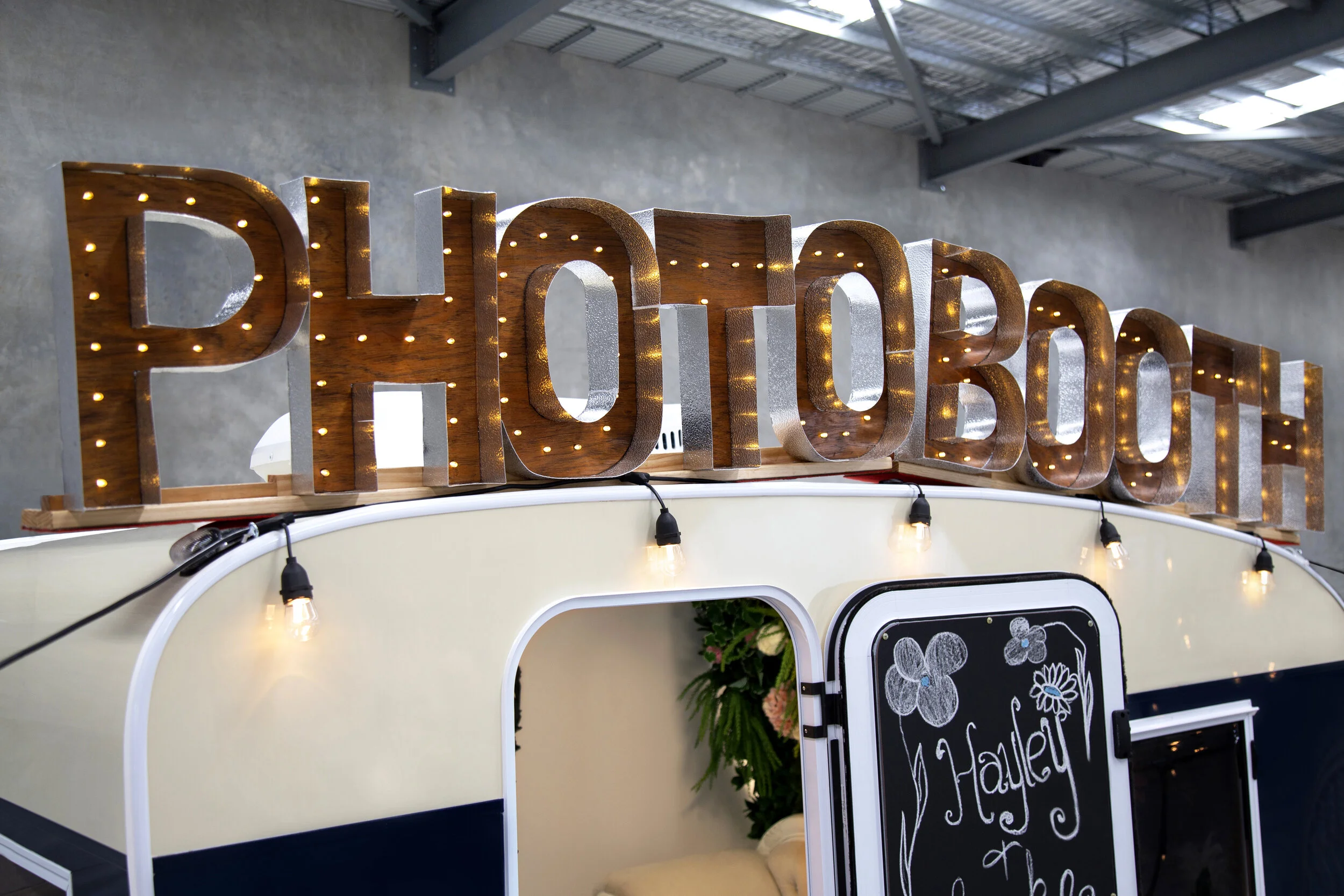 JustForKiKs Entertainment