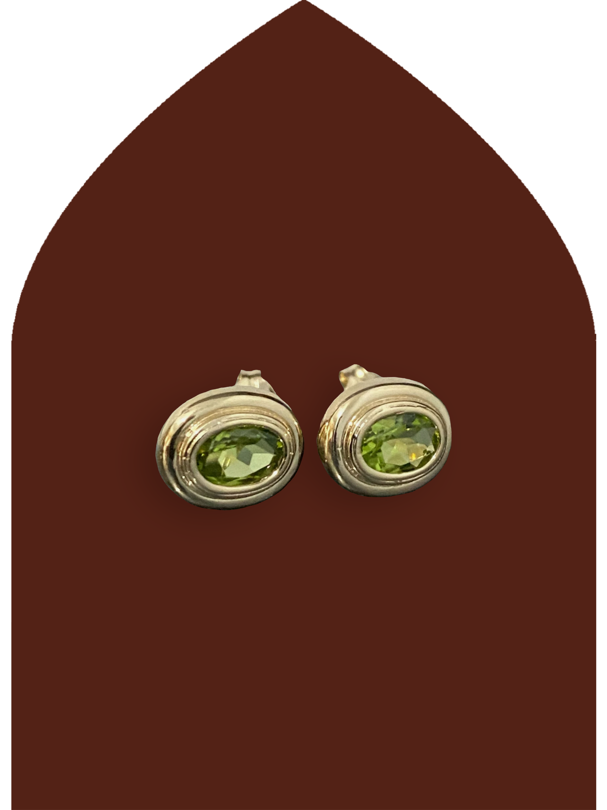 Oval Peridot Studs Thumb.png