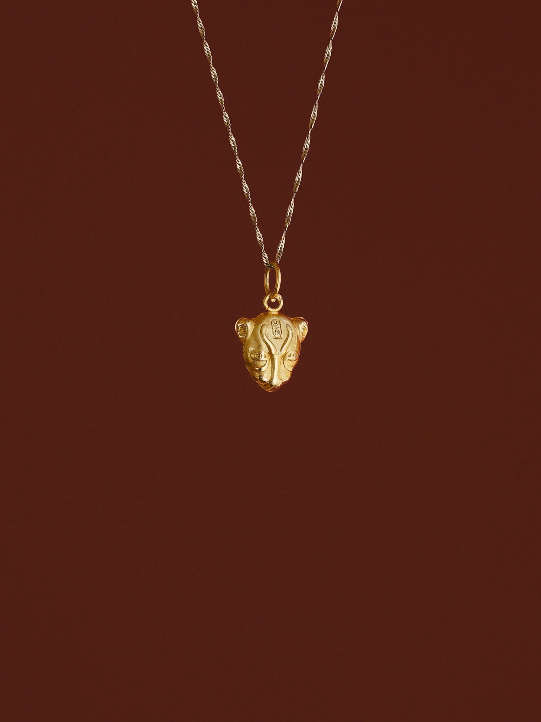 18k Gold Sekhmet Pendant-1.jpg