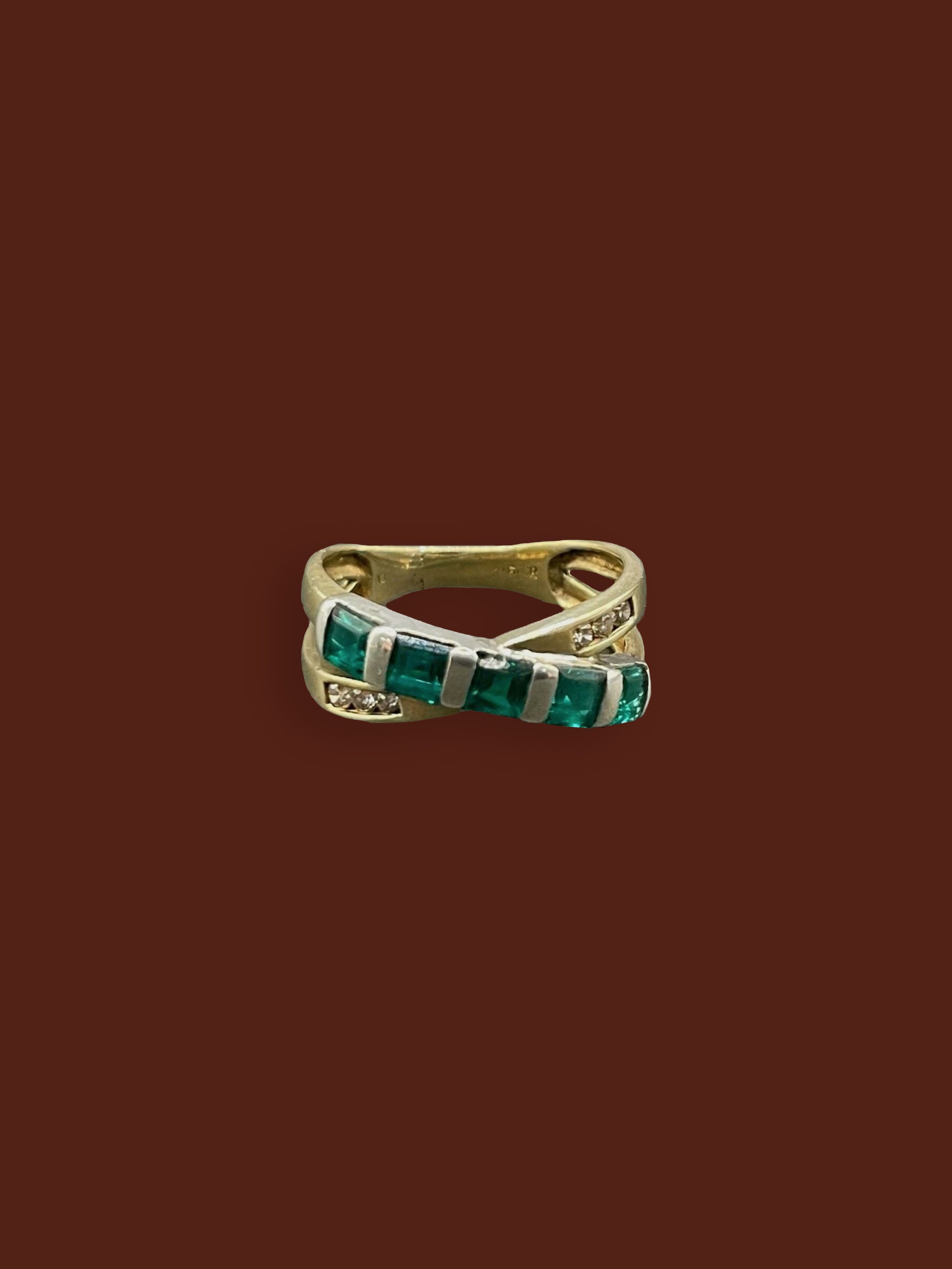 Diamond Emerald Twist Ring.jpg