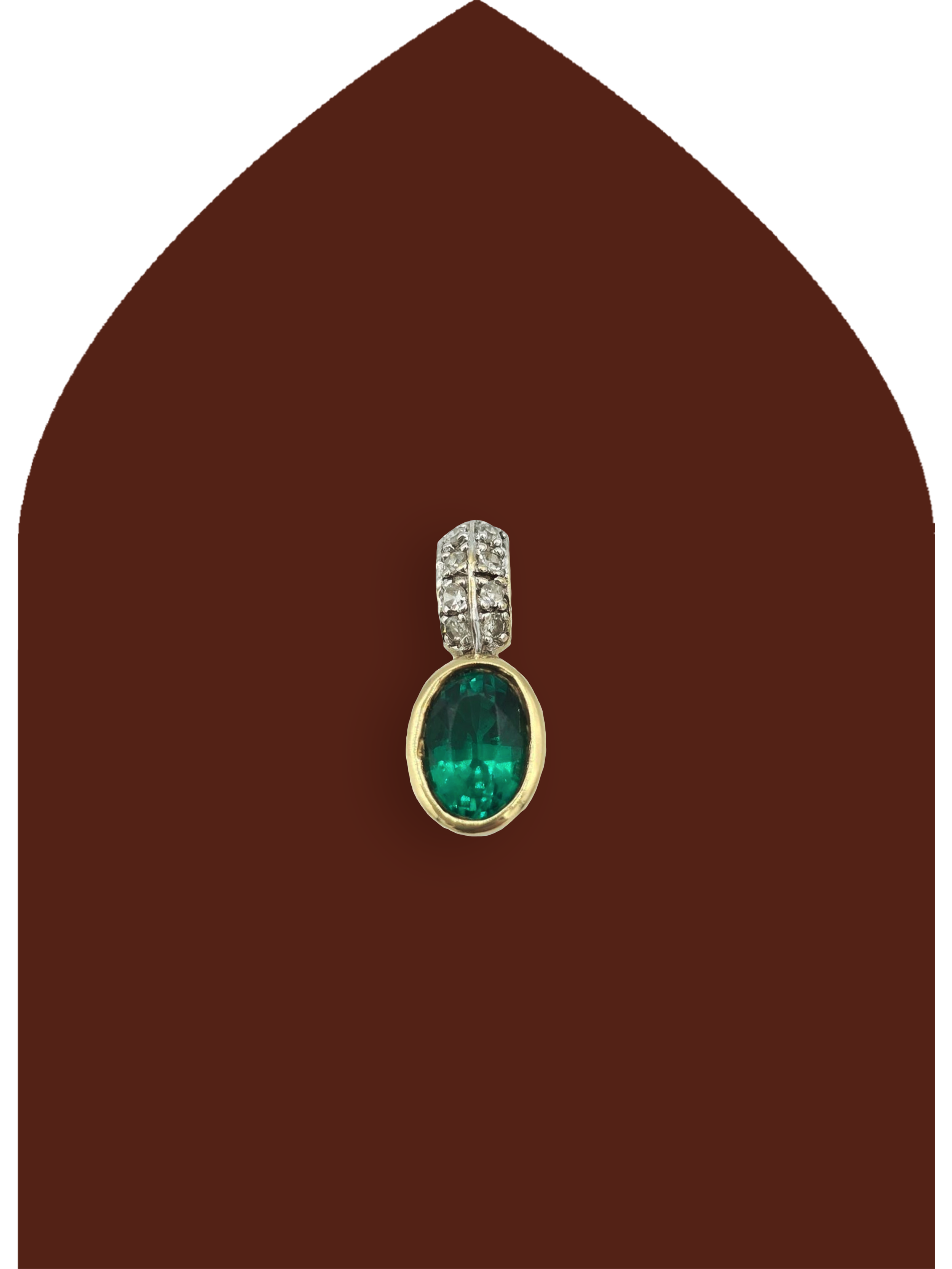 Gold Oval Emerald Pendant Thumb.png