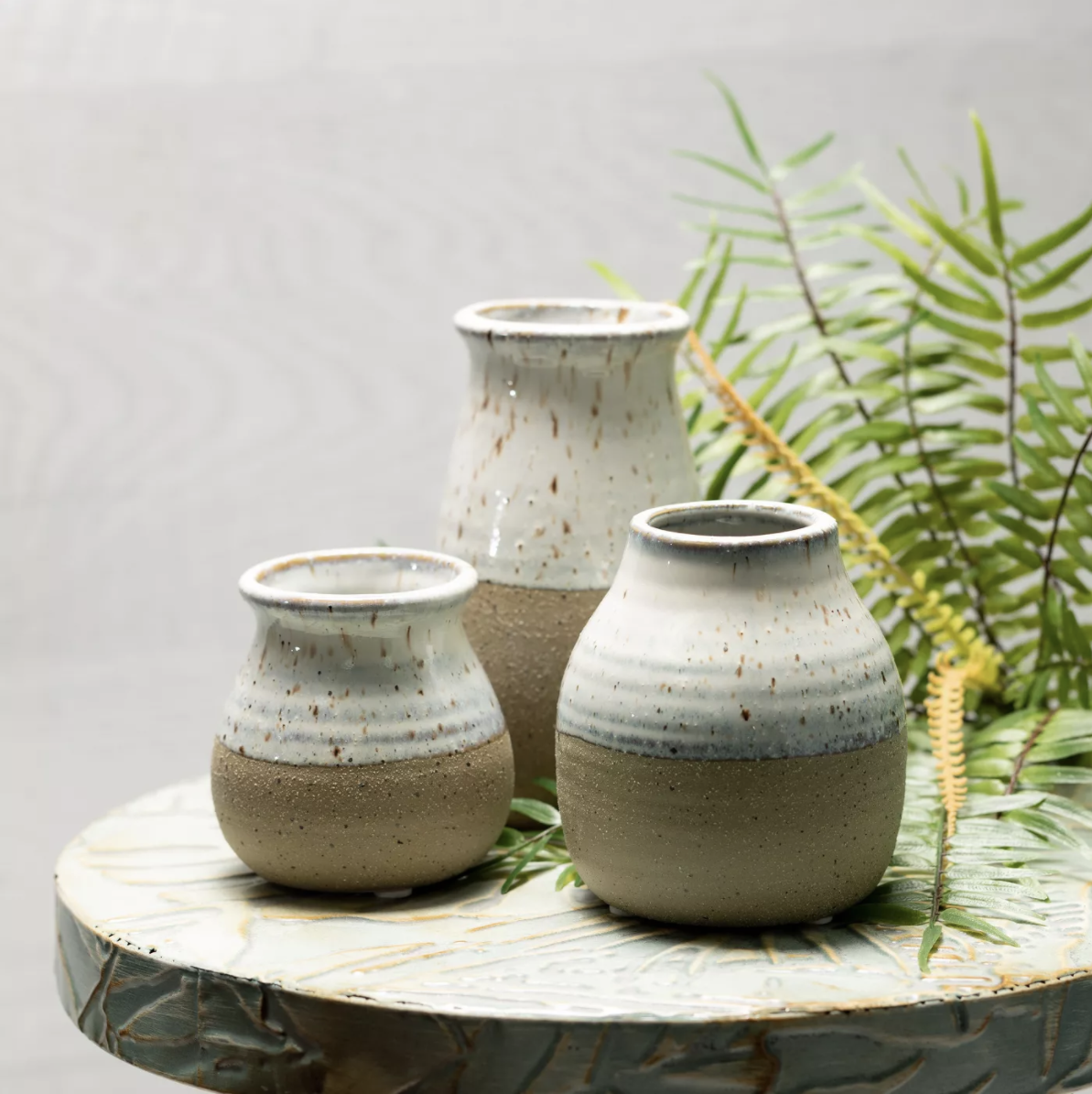small_ceramic vases.png